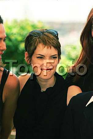 wr-cannes-06.jpg