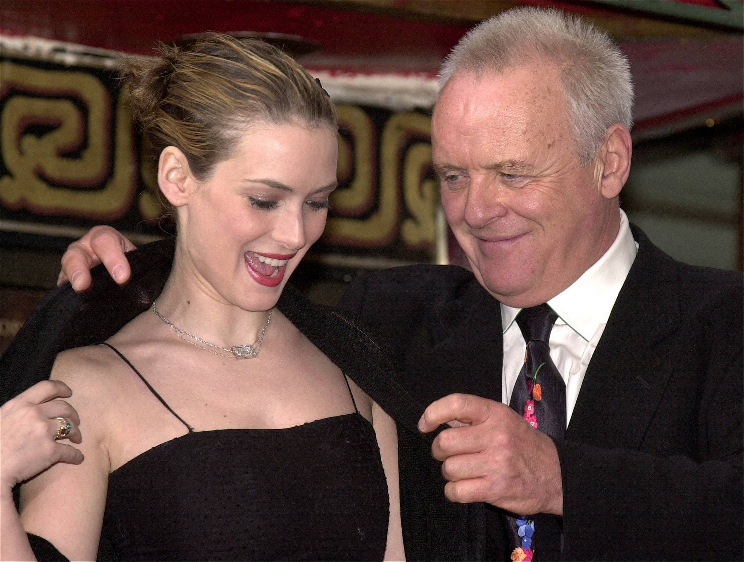 HQ_0005.jpg HQ_0005.jpg