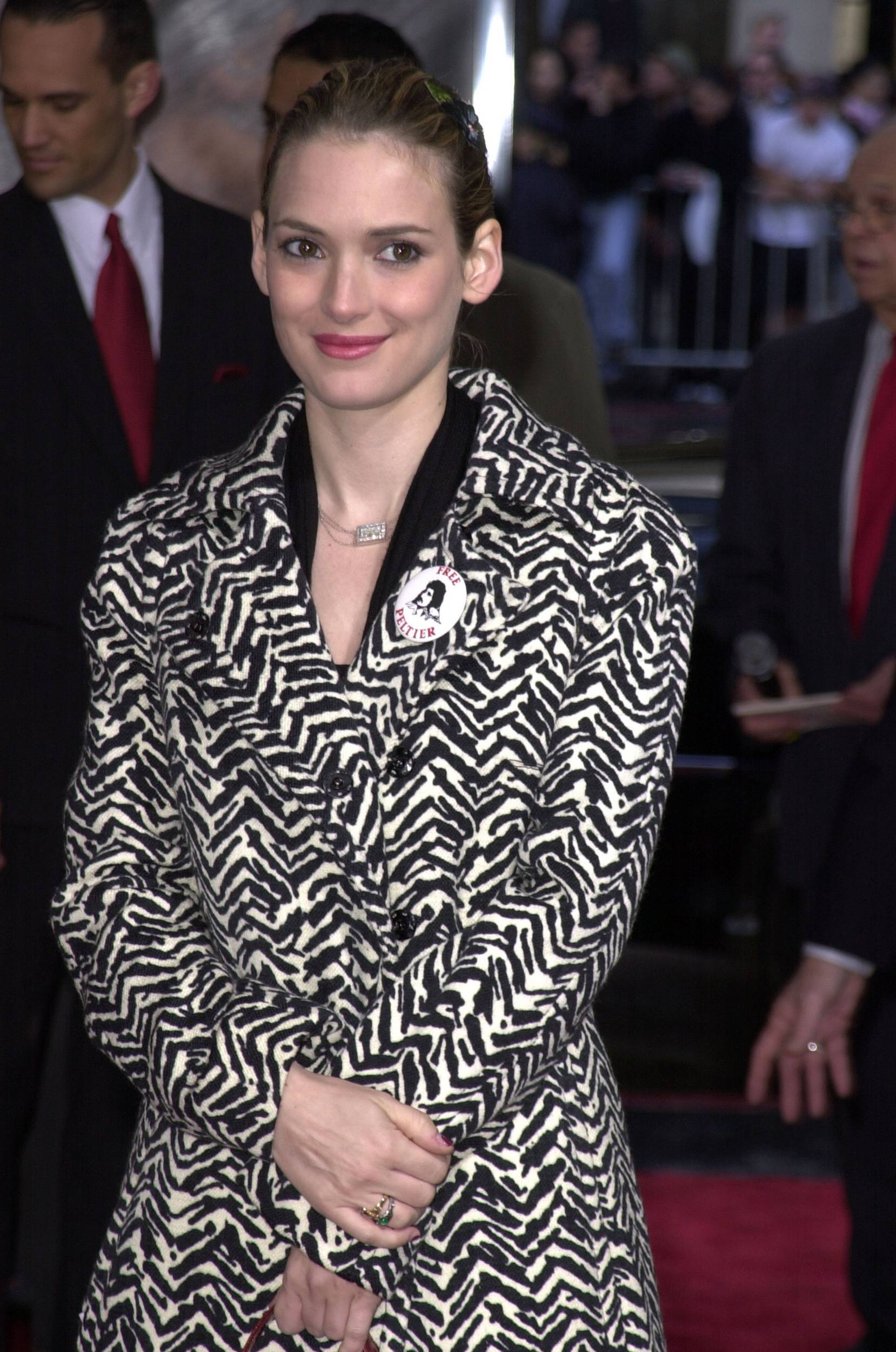 HQ_0032.jpg HQ_0032.jpg