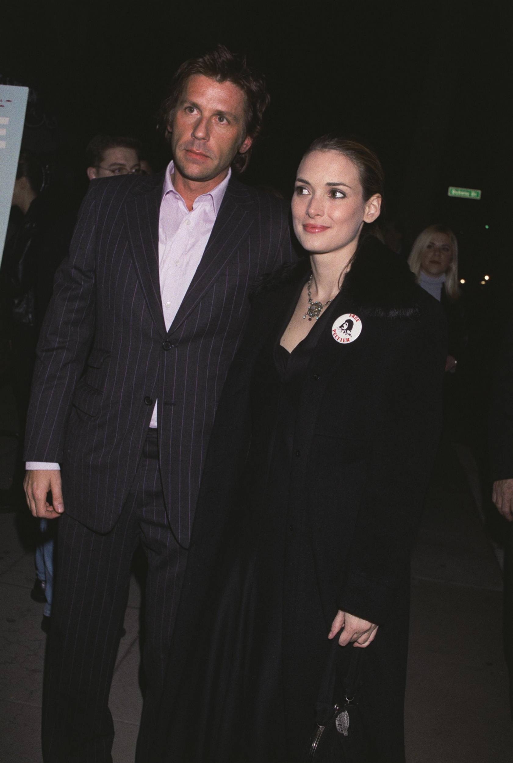 HQ_0002.jpg HQ_0002.jpg