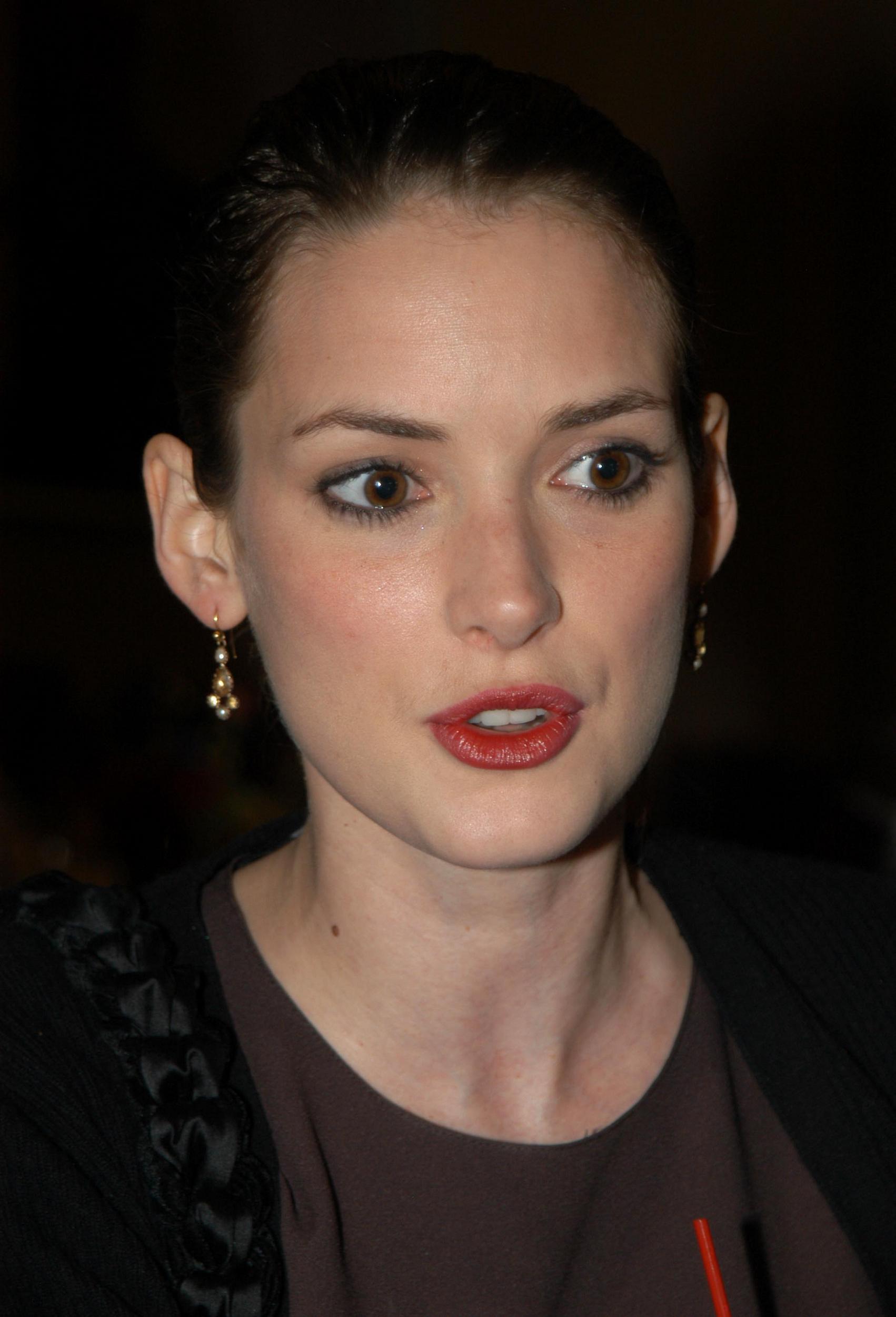 HQ_0017.jpg HQ_0017.jpg