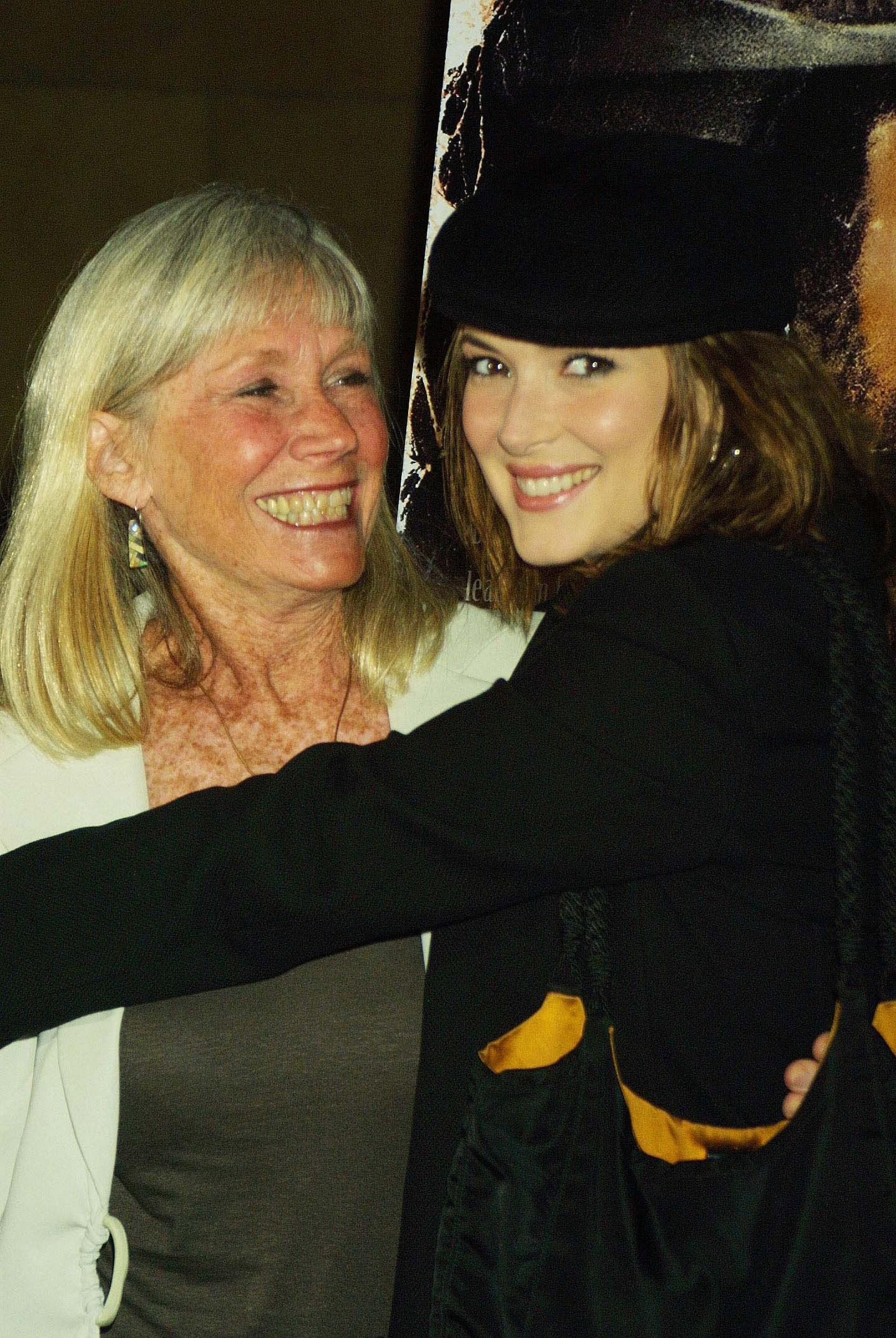 HQ_0015.jpg HQ_0015.jpg