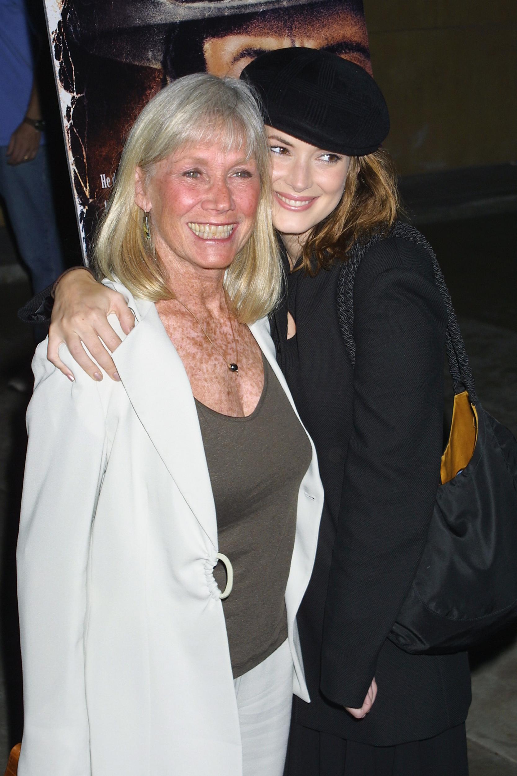 HQ_0024.jpg HQ_0024.jpg