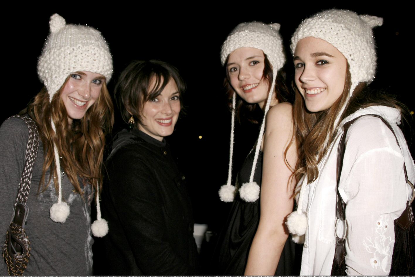 hq006.jpg hq006.jpg