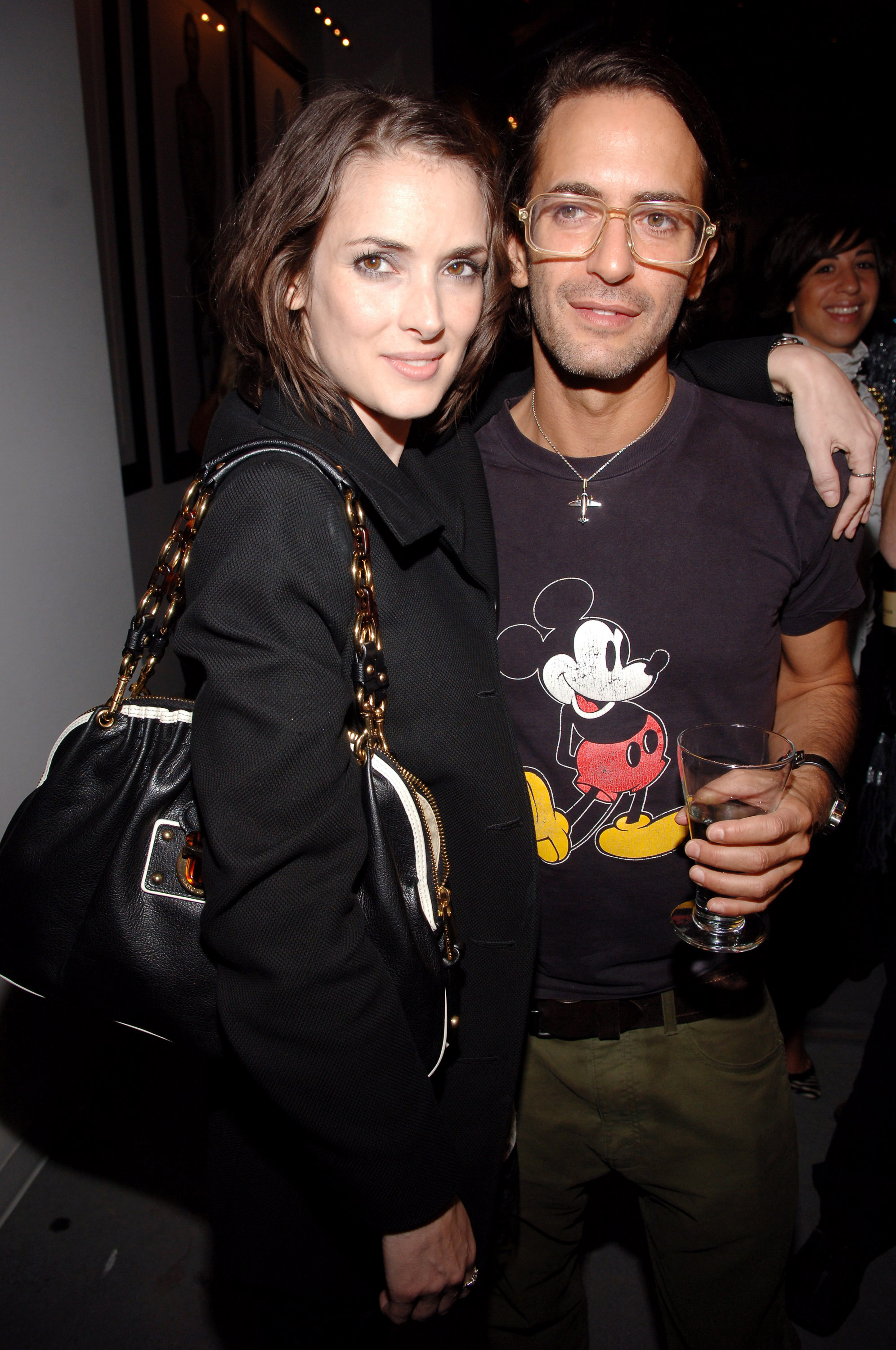 HQ003.jpg HQ003.jpg