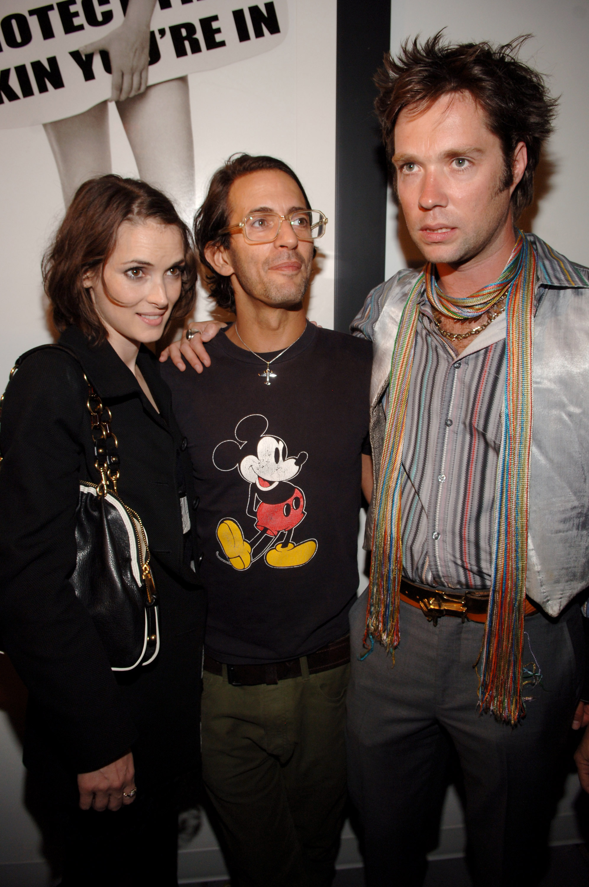 HQ004.jpg HQ004.jpg