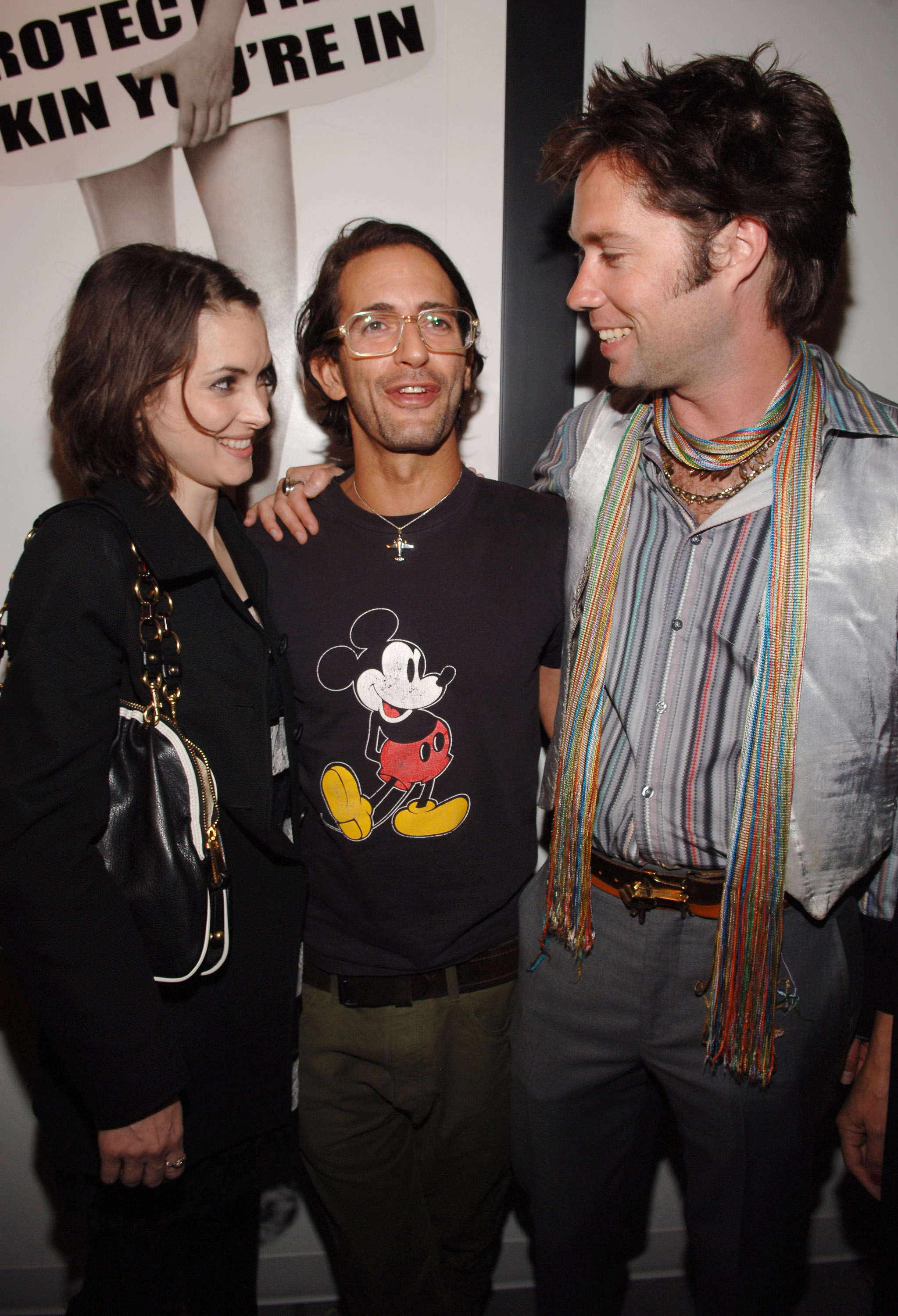 HQ005.jpg HQ005.jpg