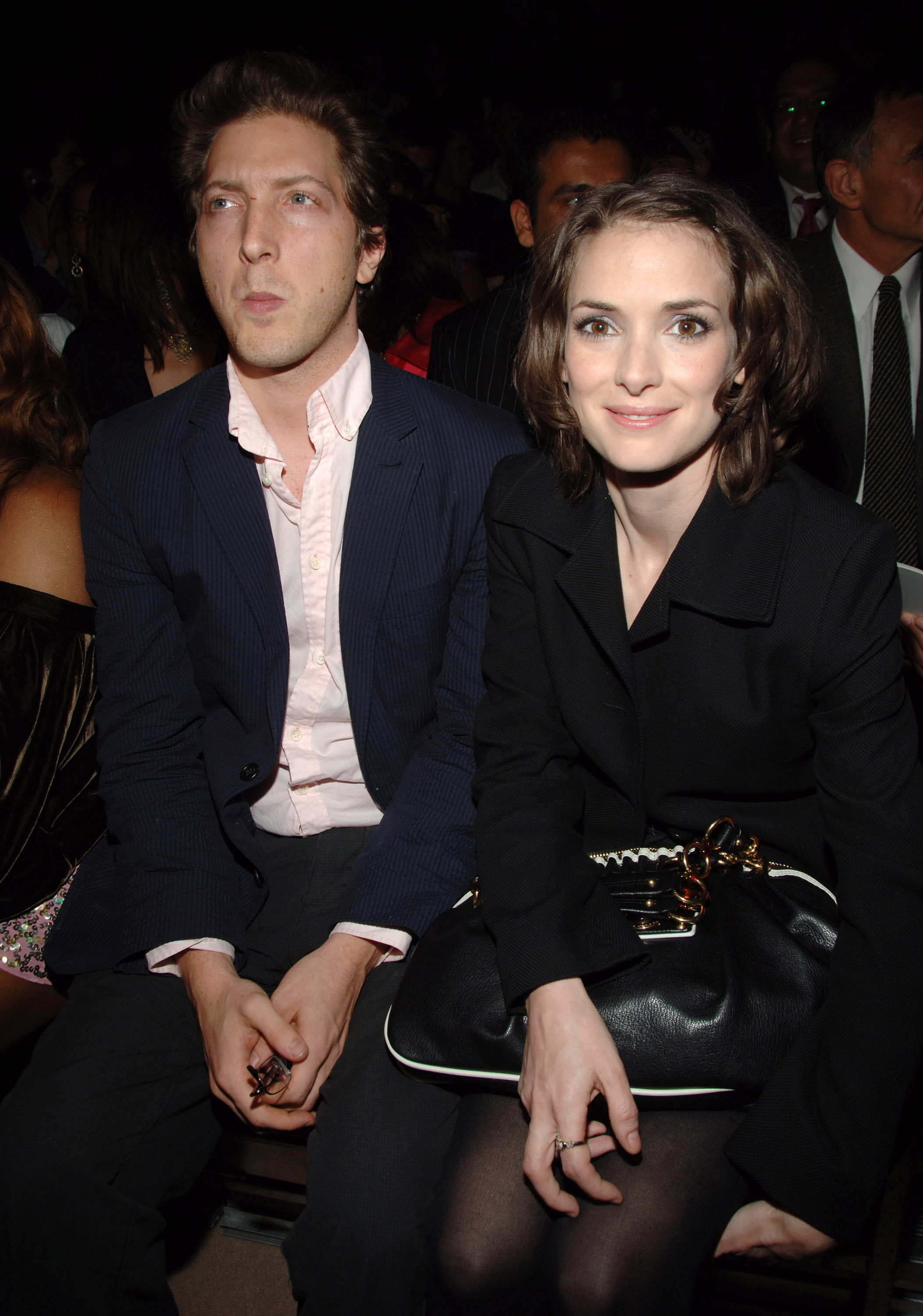 HQ008.jpg HQ008.jpg