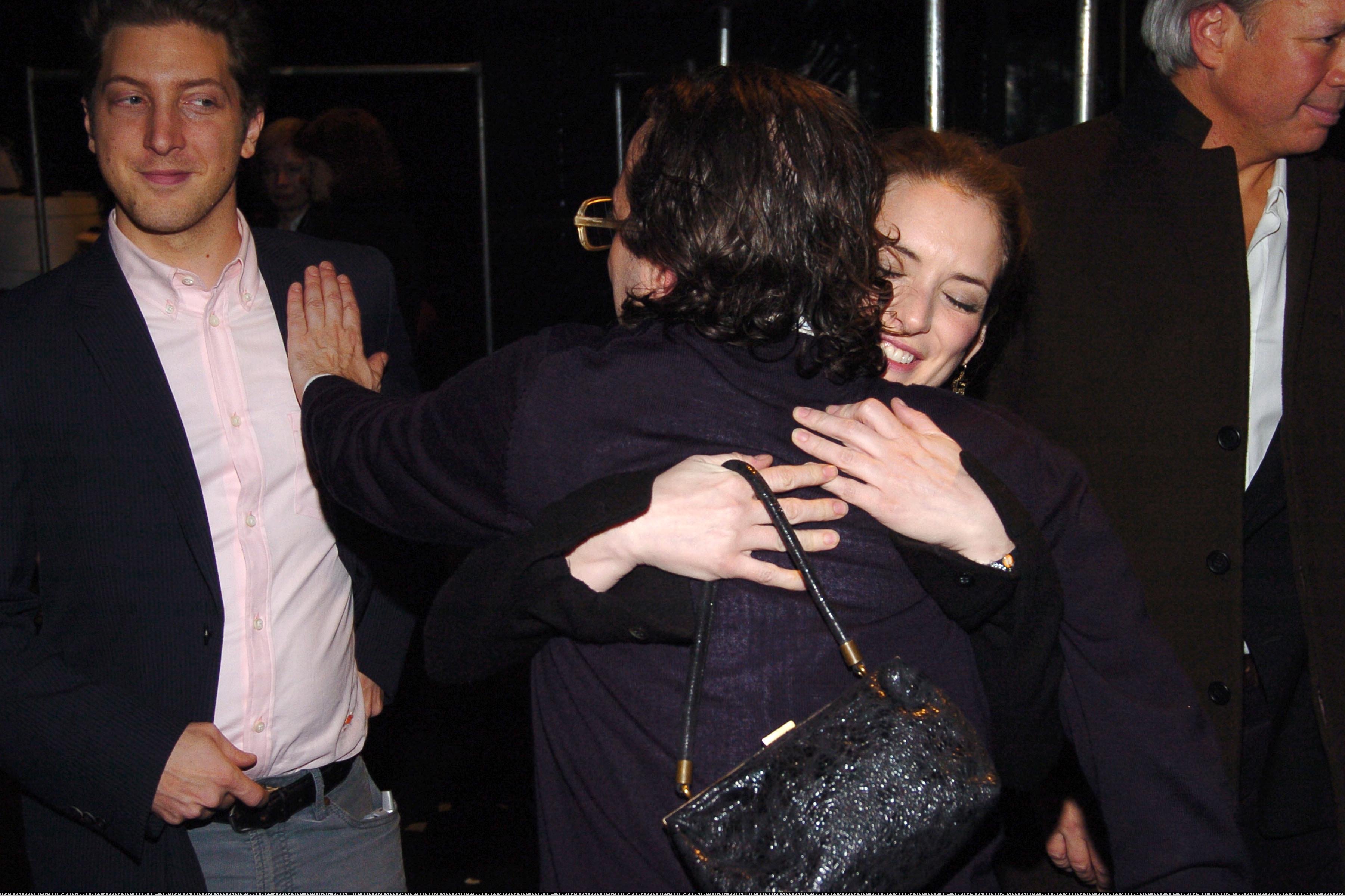 hq047.jpg hq047.jpg