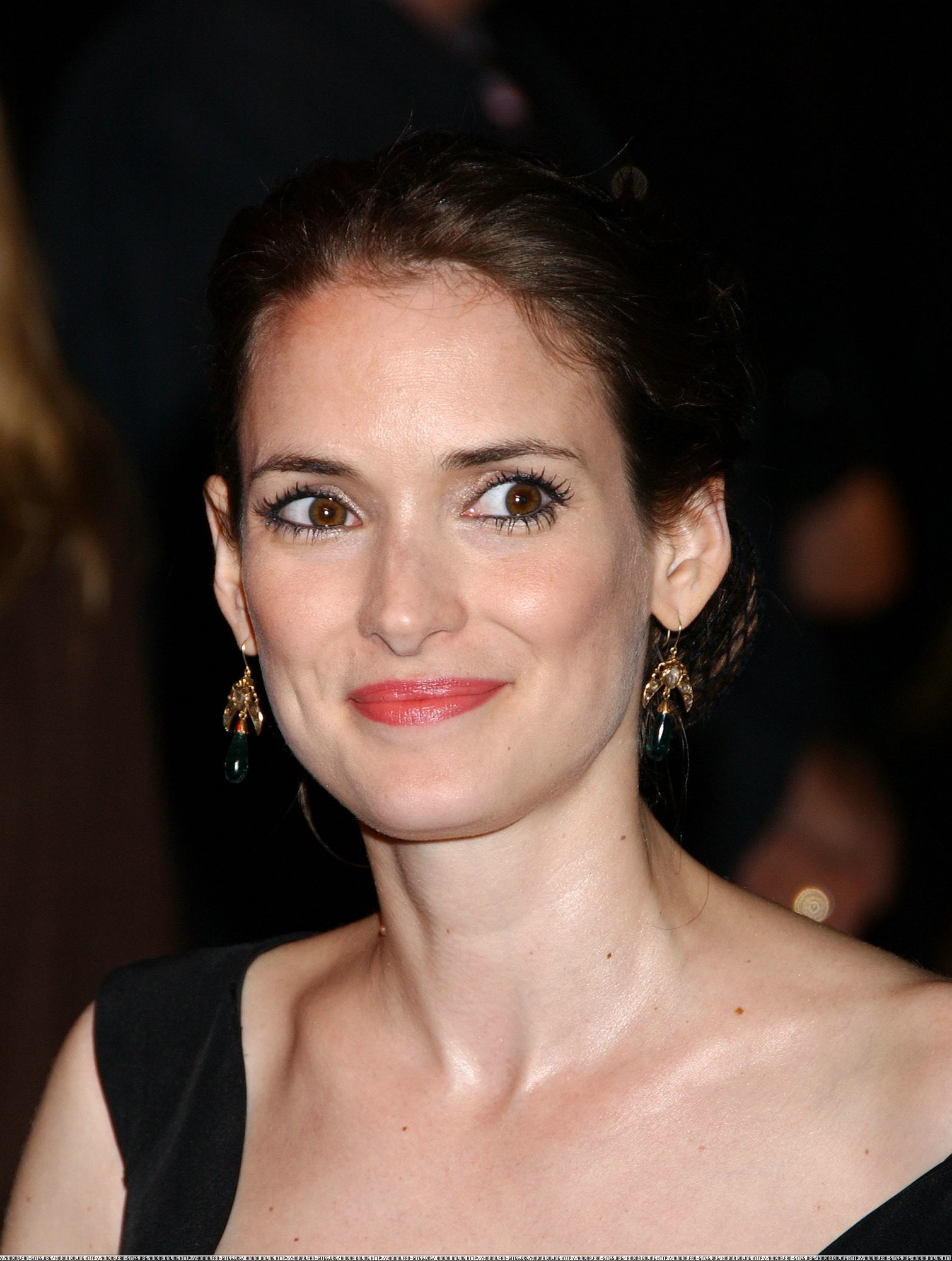hq014.jpg hq014.jpg