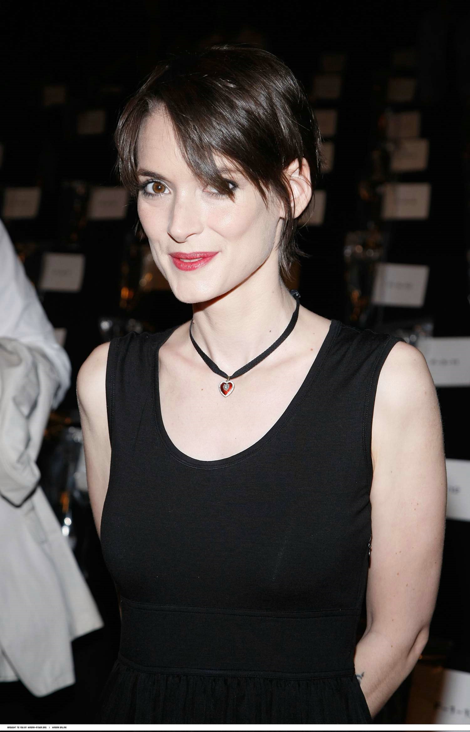 hq-013.jpg hq-013.jpg