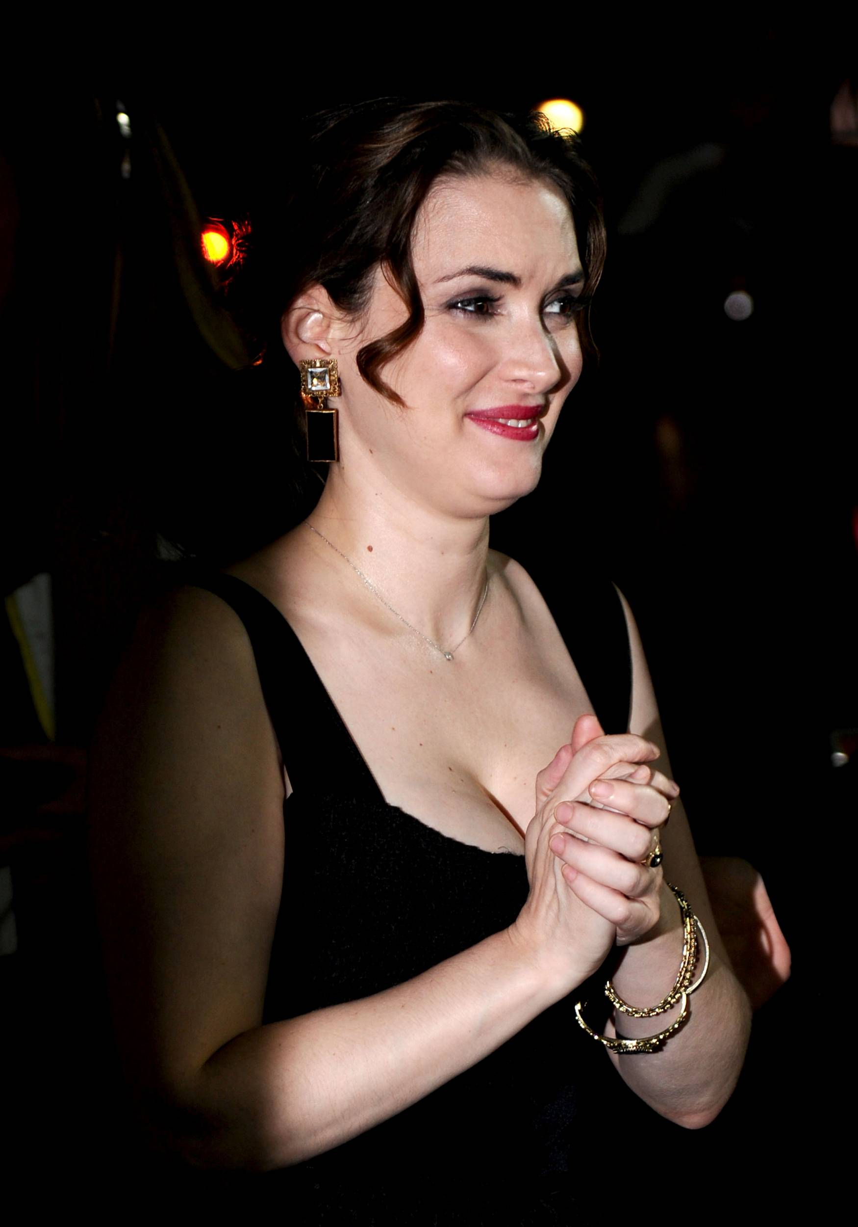 HQ-015.jpg HQ-015.jpg