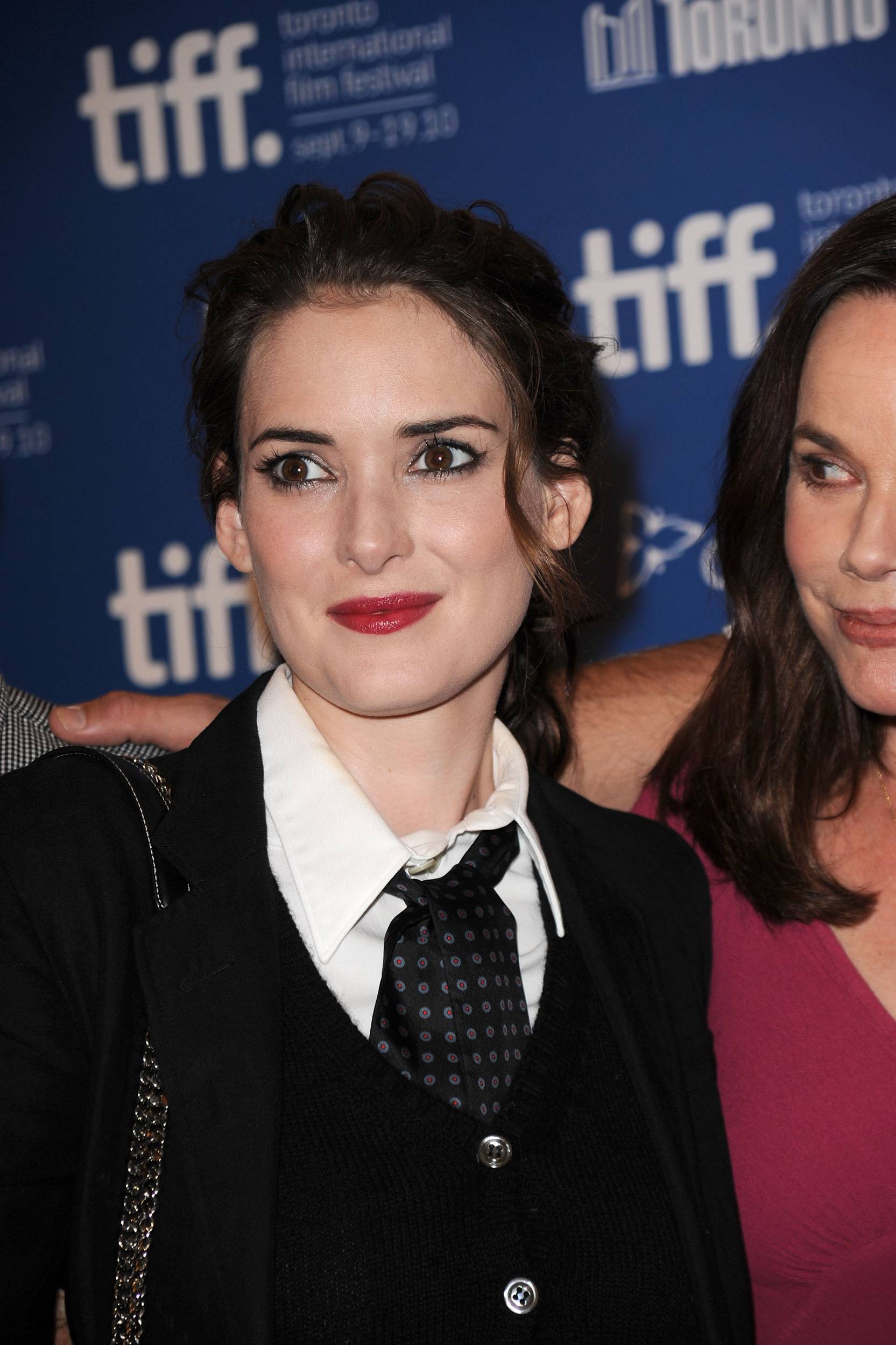 HQ-022.jpg HQ-022.jpg