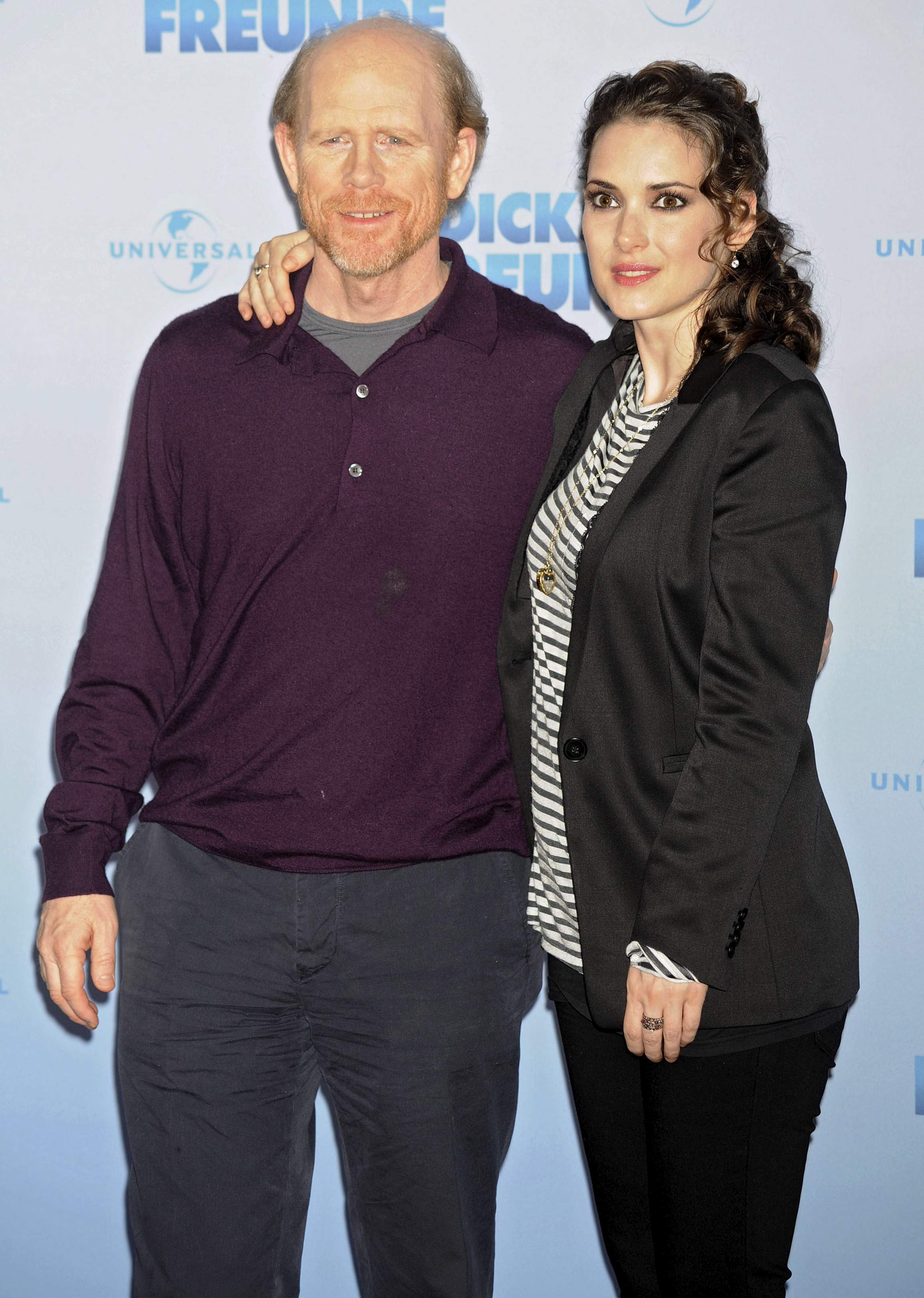hq_0024.jpg hq_0024.jpg