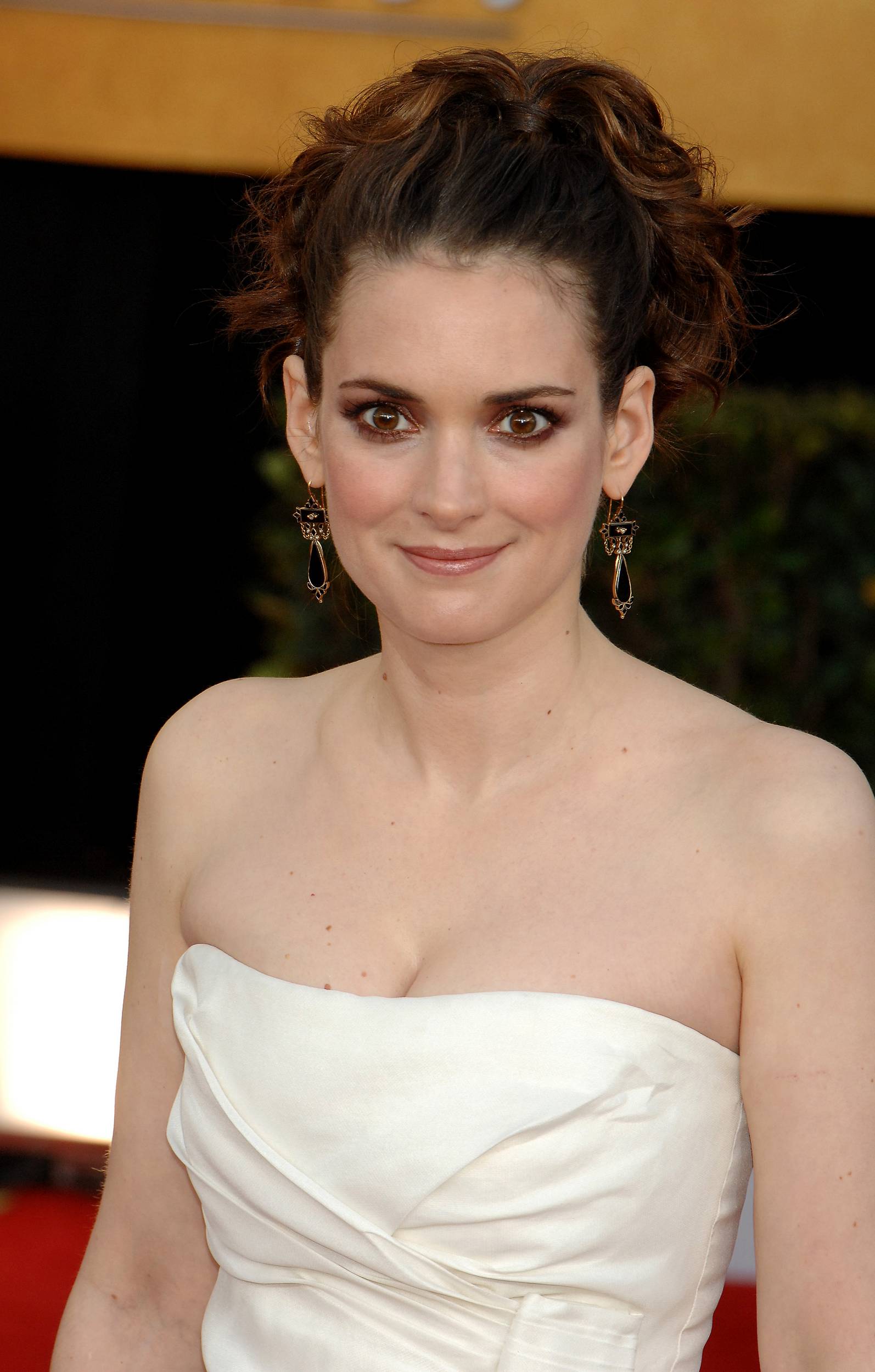 hq_0110.jpg hq_0110.jpg