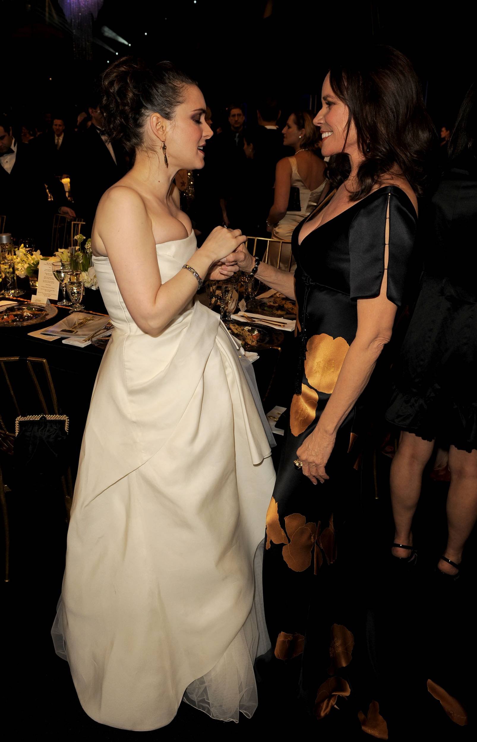 hq_0039.jpg hq_0039.jpg