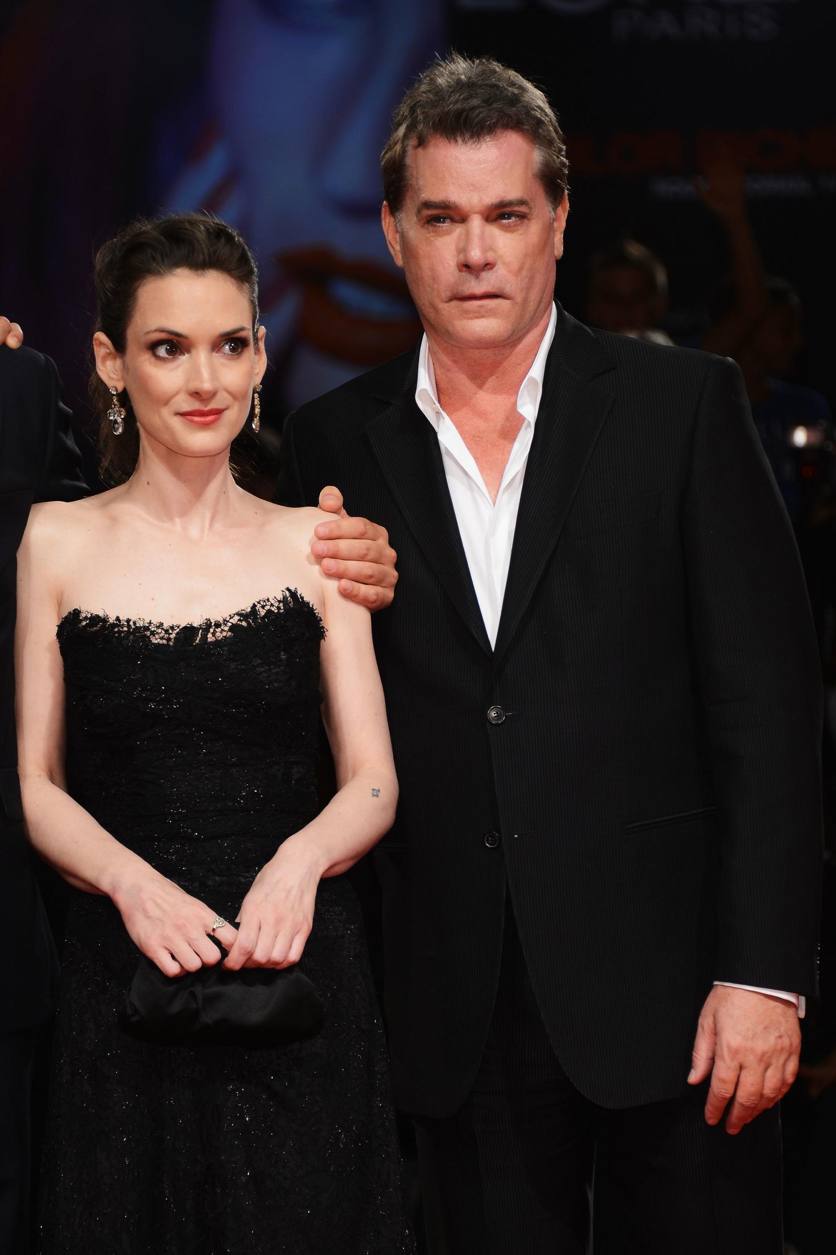 HQ_007.jpg HQ_007.jpg