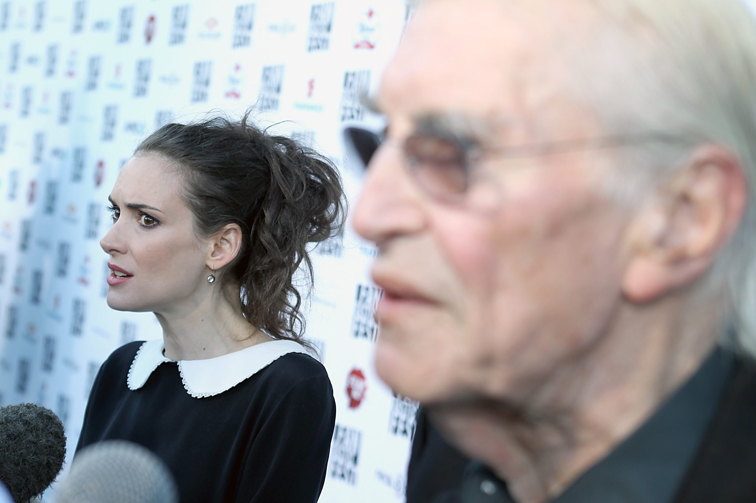 HQ_012.jpg HQ_012.jpg