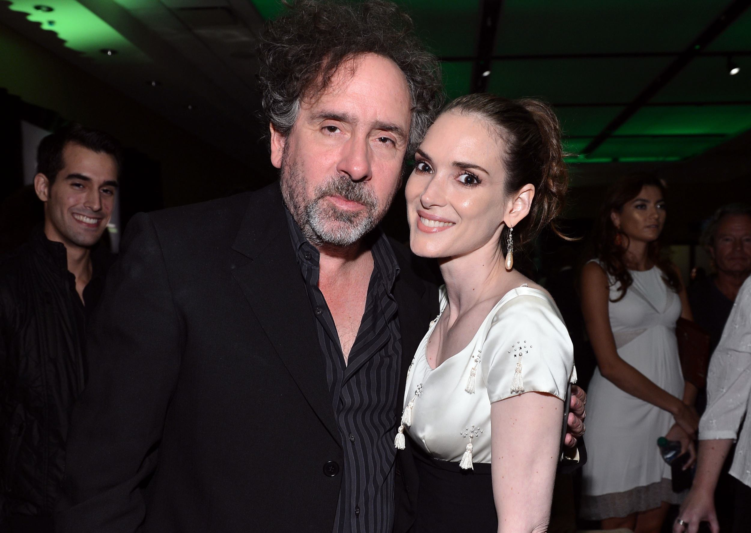 HQ_001.jpg HQ_001.jpg