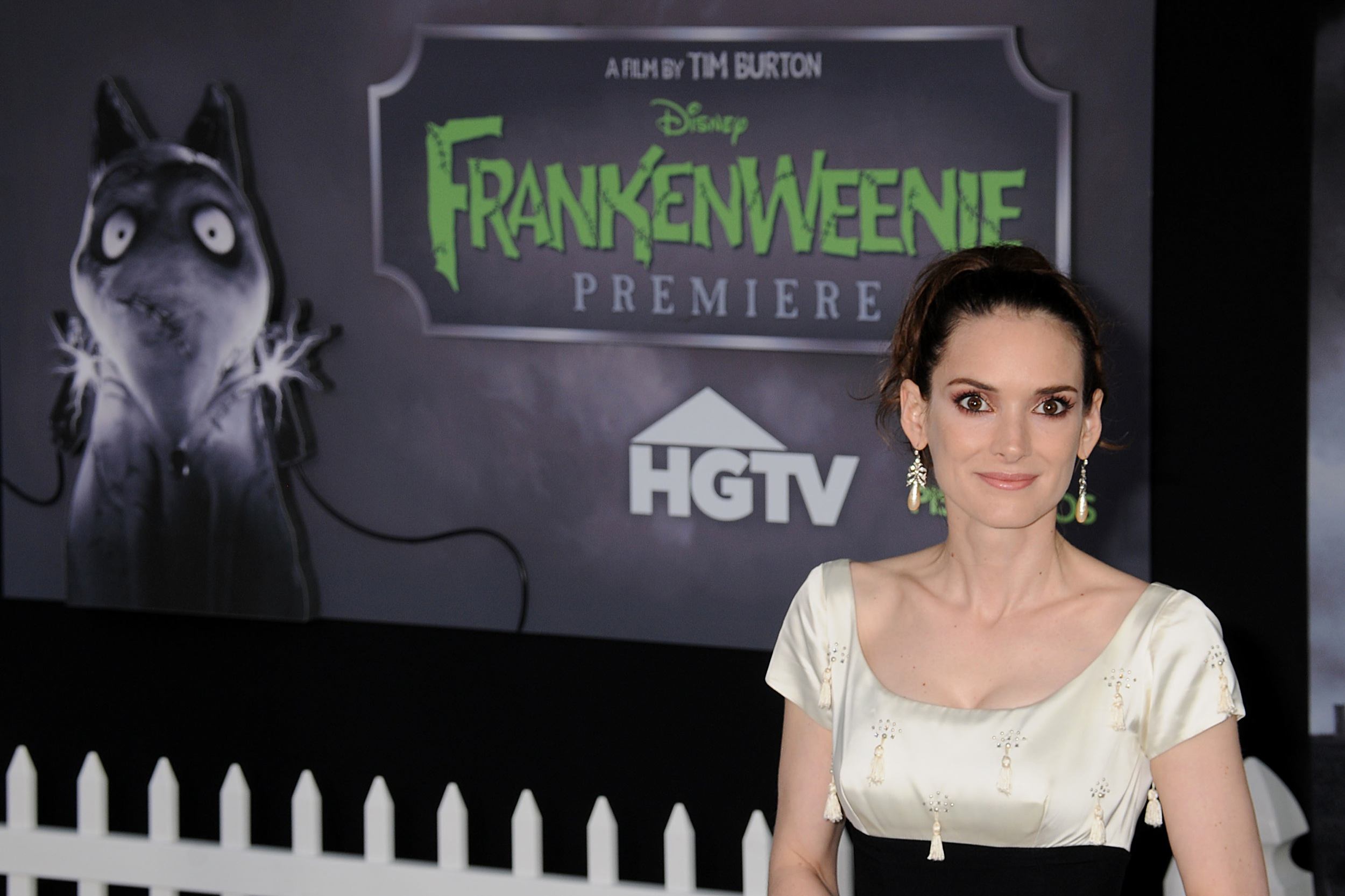 HQ_011.jpg HQ_011.jpg