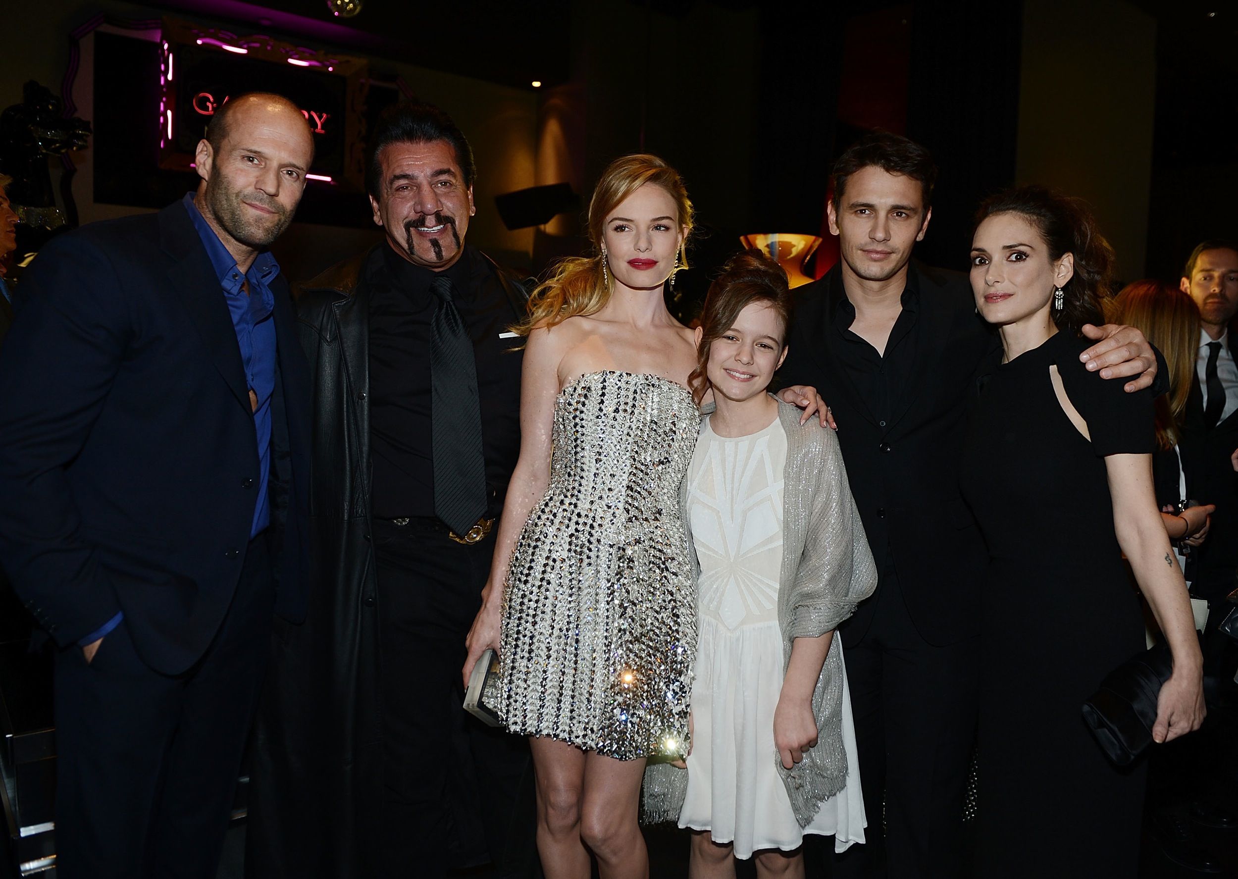 HQ-012.jpg HQ-012.jpg