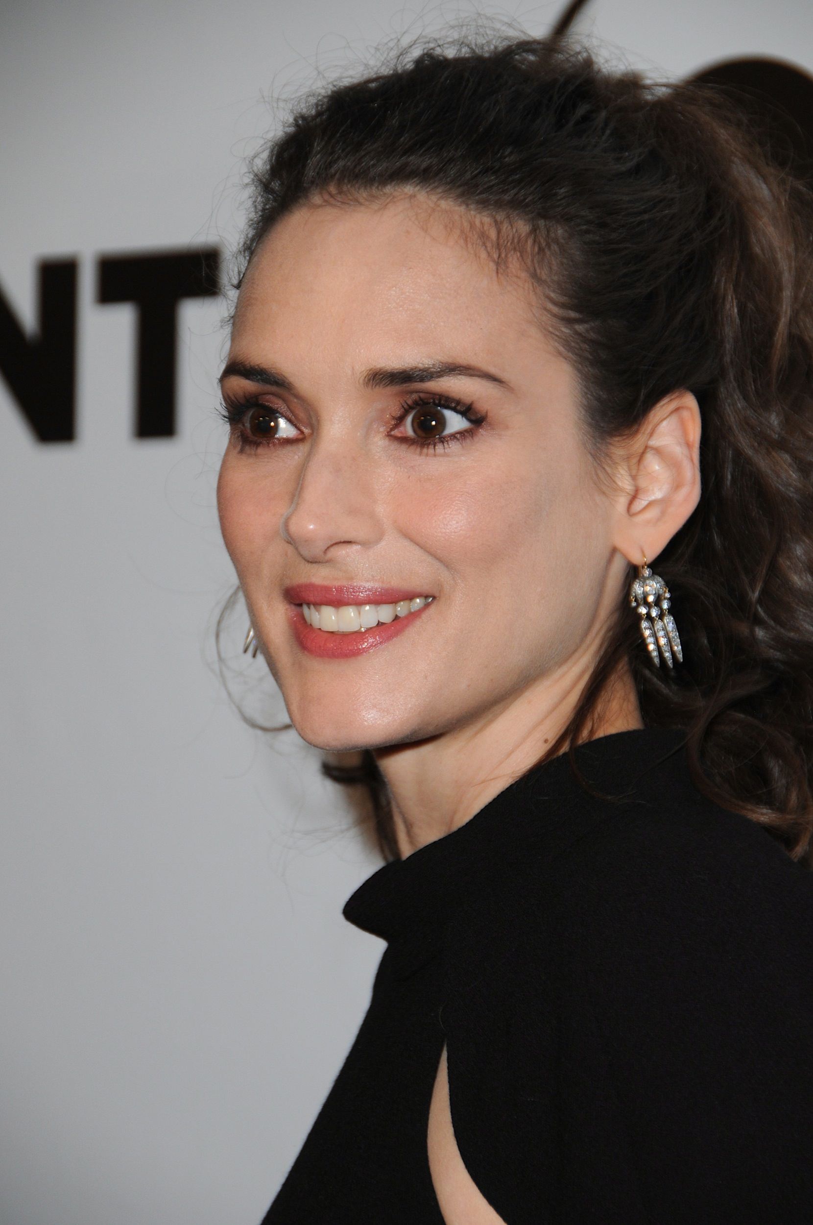 HQ-027.jpg HQ-027.jpg