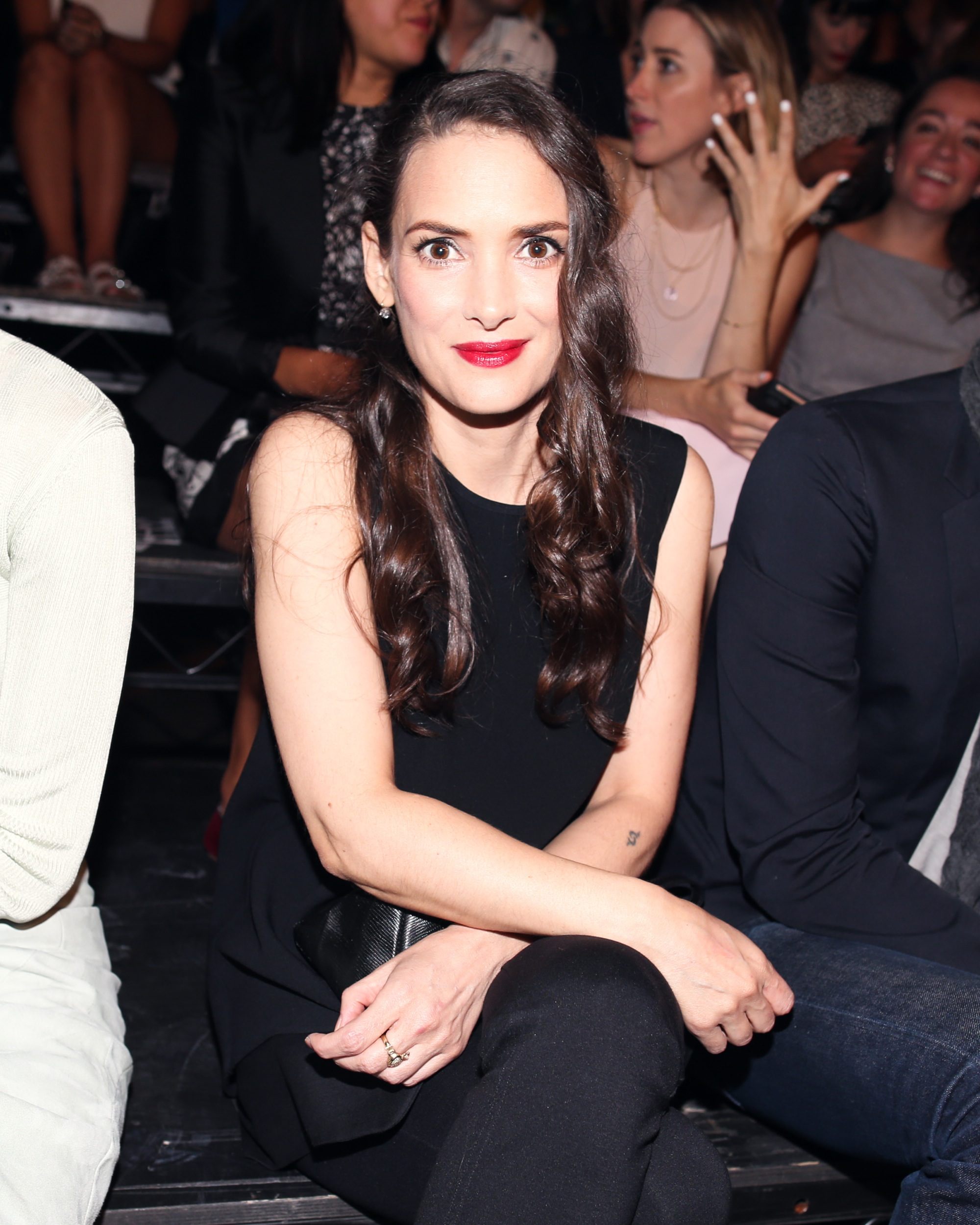 HQ_001.jpg HQ_001.jpg