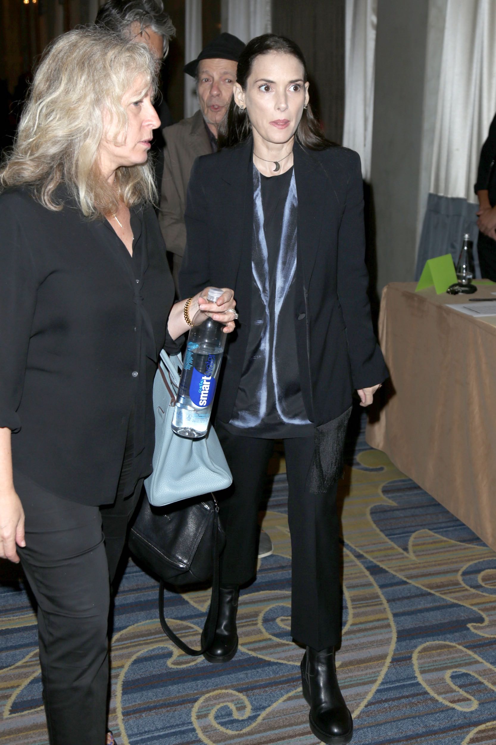 WF-PenCenterIsabelAllende_043.jpg