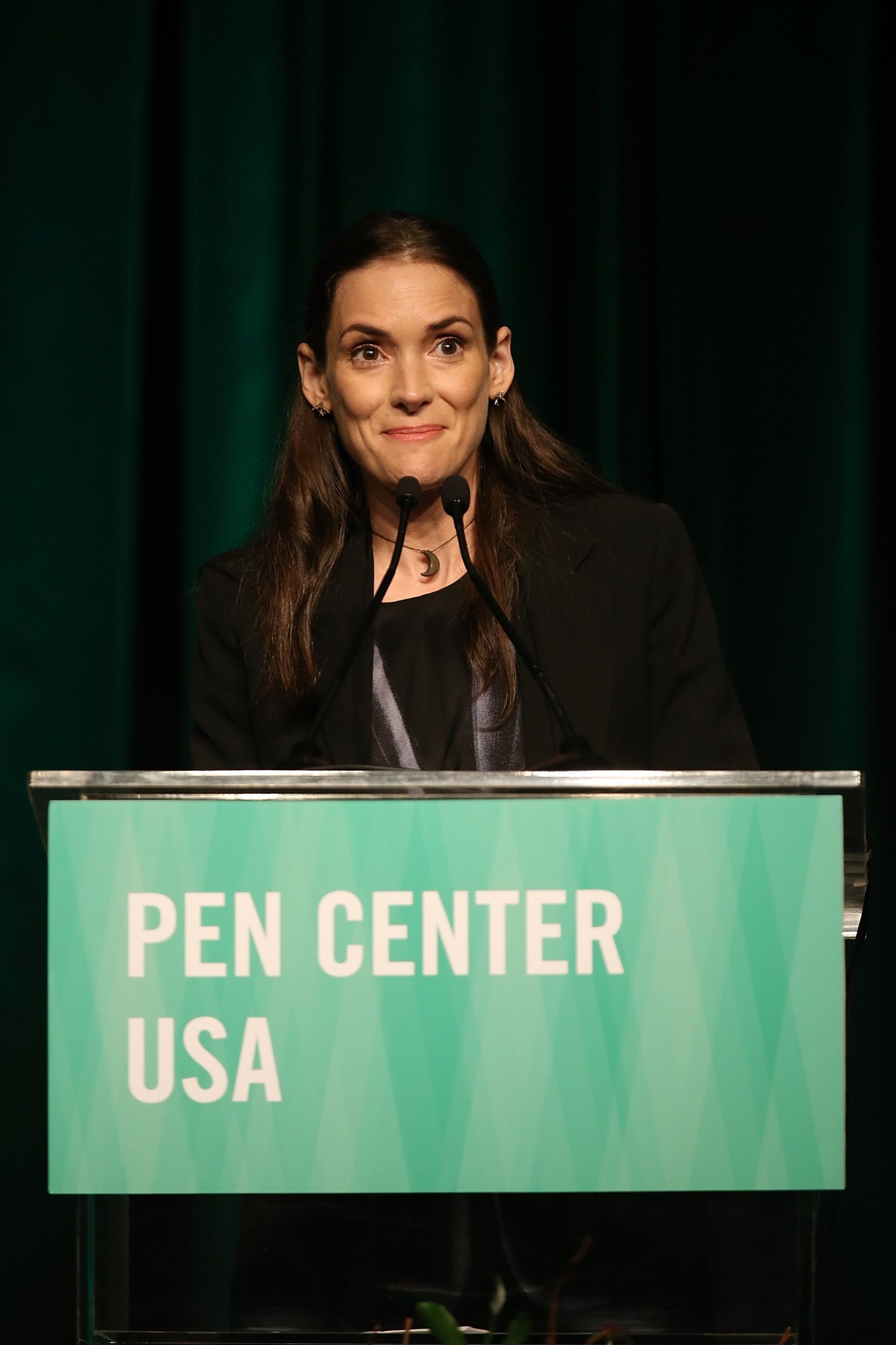 WF-PenCenterIsabelAllende_066.jpg WF-PenCenterIsabelAllende_066.jpg