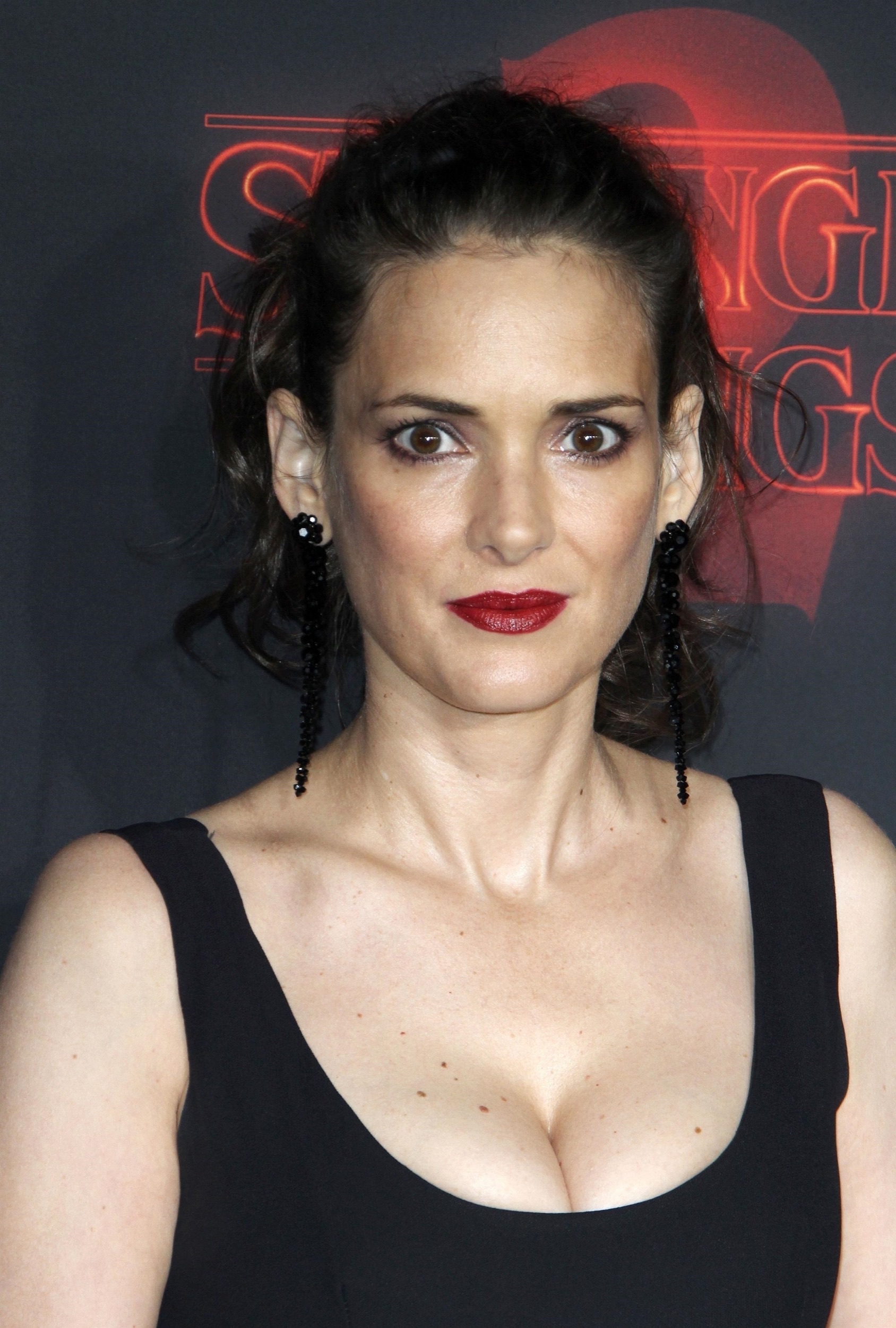 WF-StrangerThingsS2Premiere_212.jpg WF-StrangerThingsS2Premiere_212.jpg
