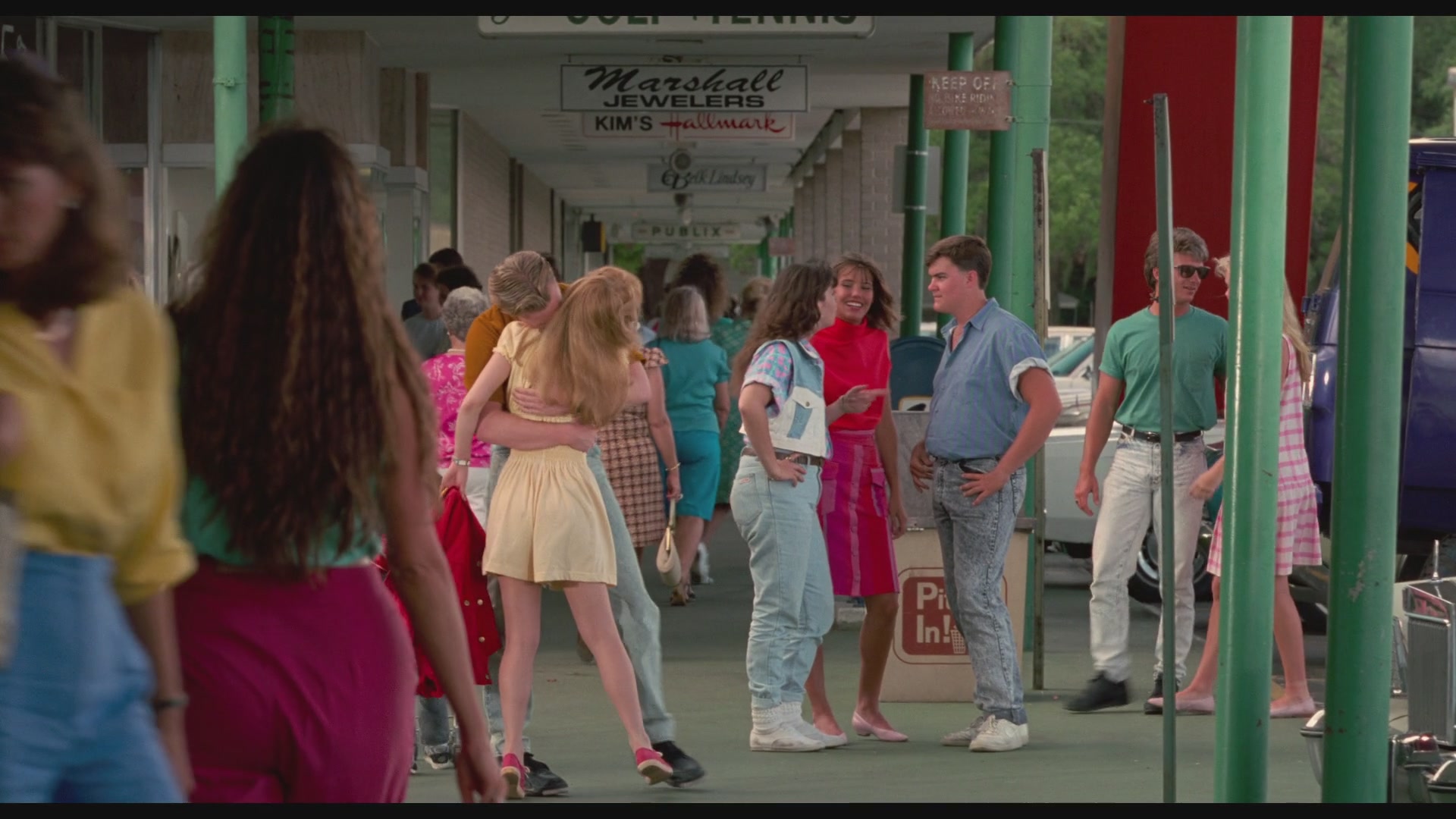 WF-EdwardScissorhands_177.jpg WF-EdwardScissorhands_177.jpg