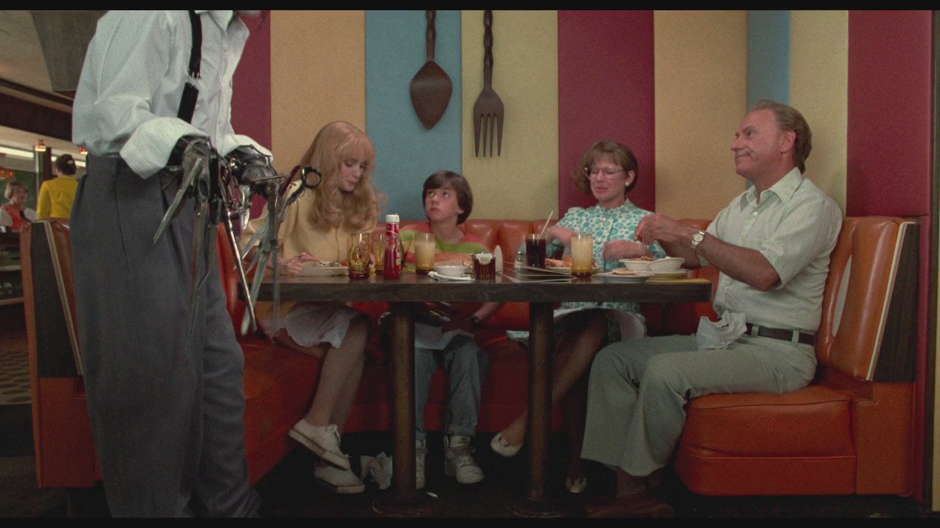 WF-EdwardScissorhands_209.jpg