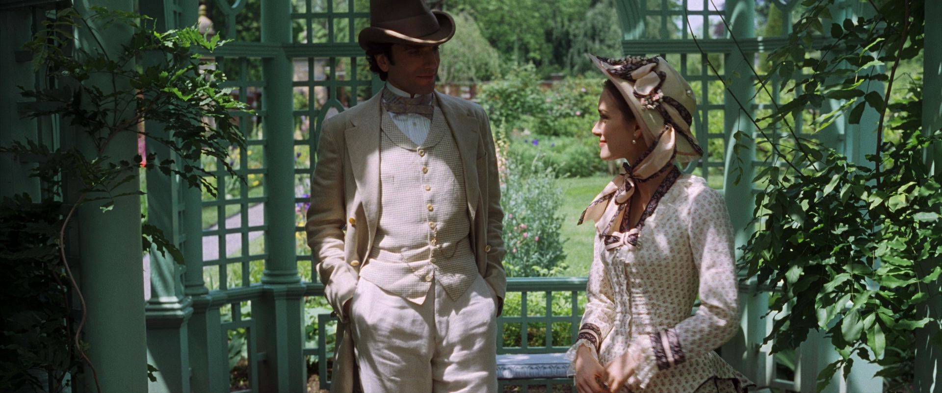 theageofinnocence-0218.jpg theageofinnocence-0218.jpg