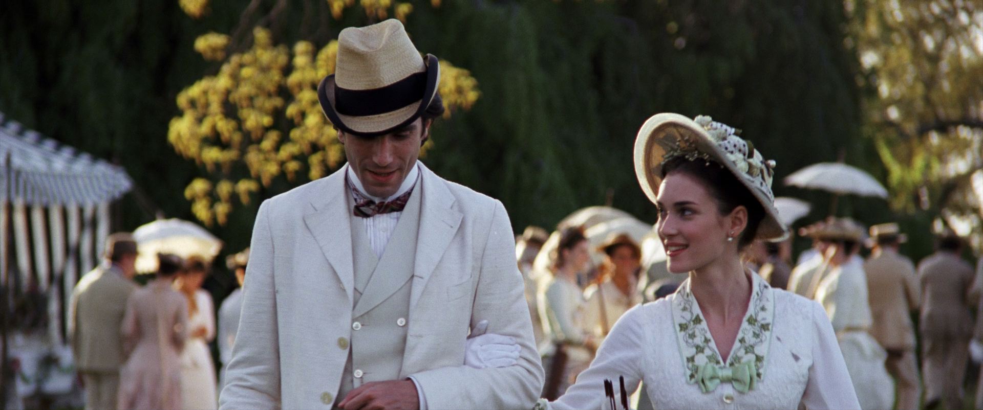 theageofinnocence-0410.jpg theageofinnocence-0410.jpg