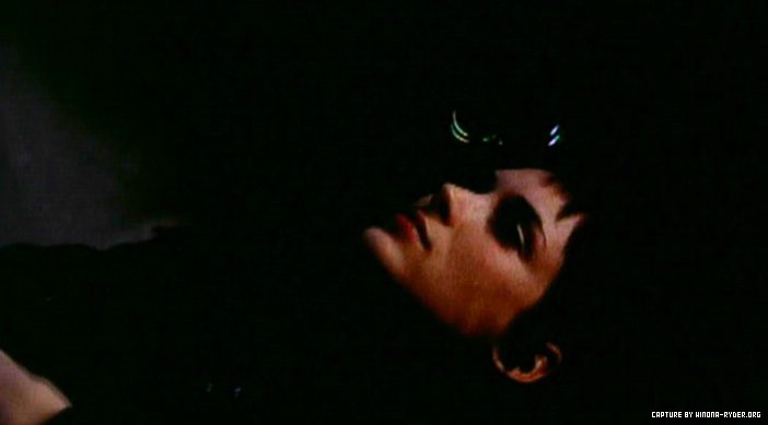girl-interrupted_deleted-scenes_017.jpg girl-interrupted_deleted-scenes_017.jpg
