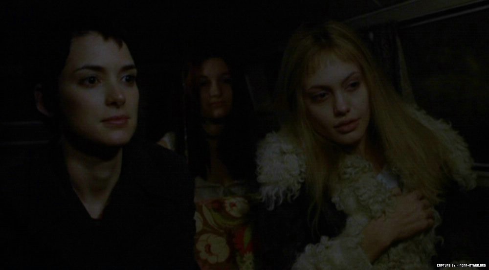 girl-interrupted_359.jpg girl-interrupted_359.jpg