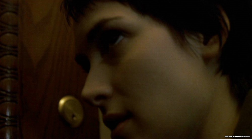 girl-interrupted_372.jpg girl-interrupted_372.jpg