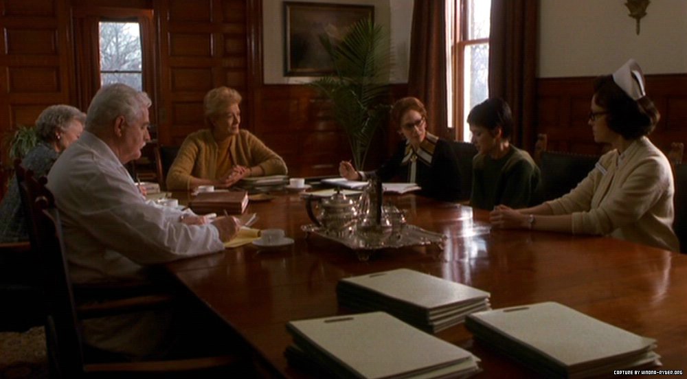 girl-interrupted_464.jpg girl-interrupted_464.jpg