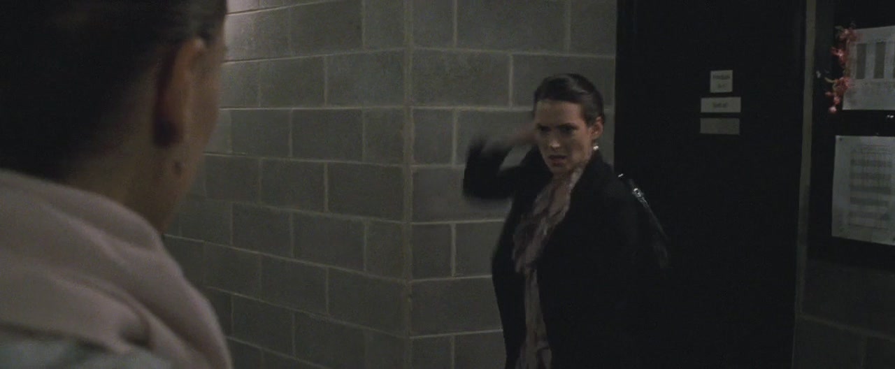 blackswan_014.jpg