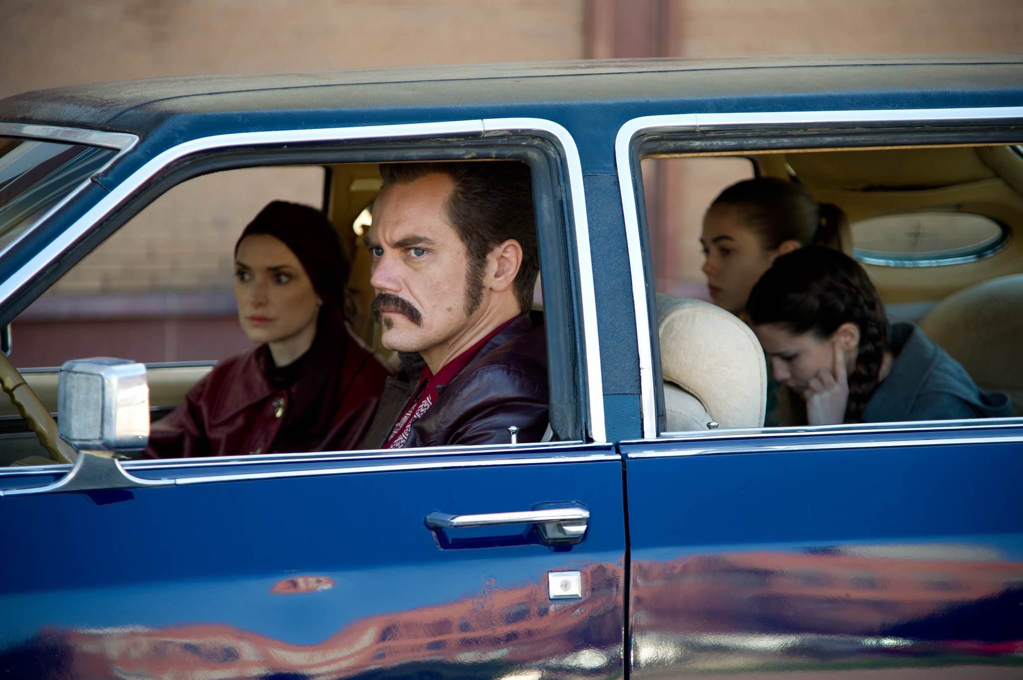 002.jpg