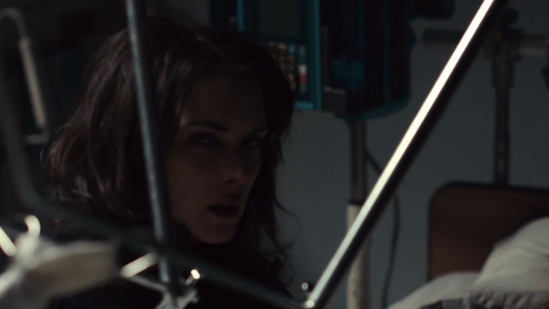 trailer_026.jpg