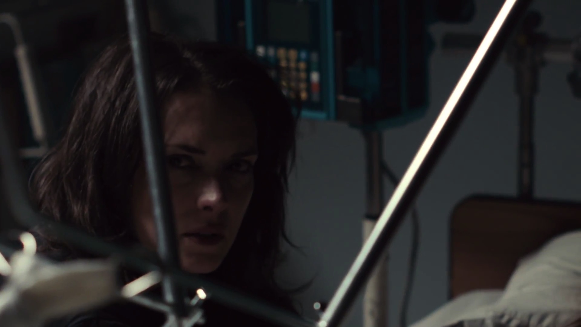trailer_027.jpg