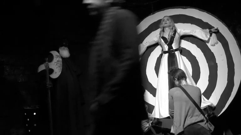 behindthescenes-005.jpg