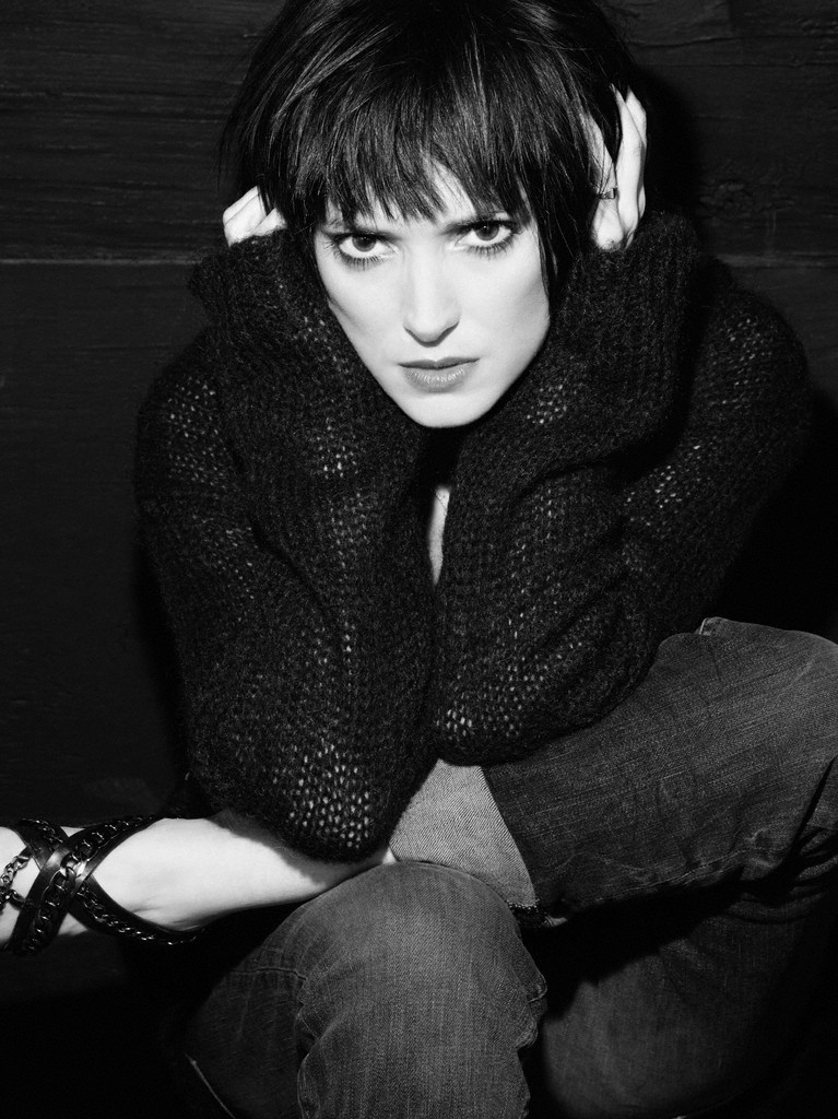 winona-ryder-large_007.jpg