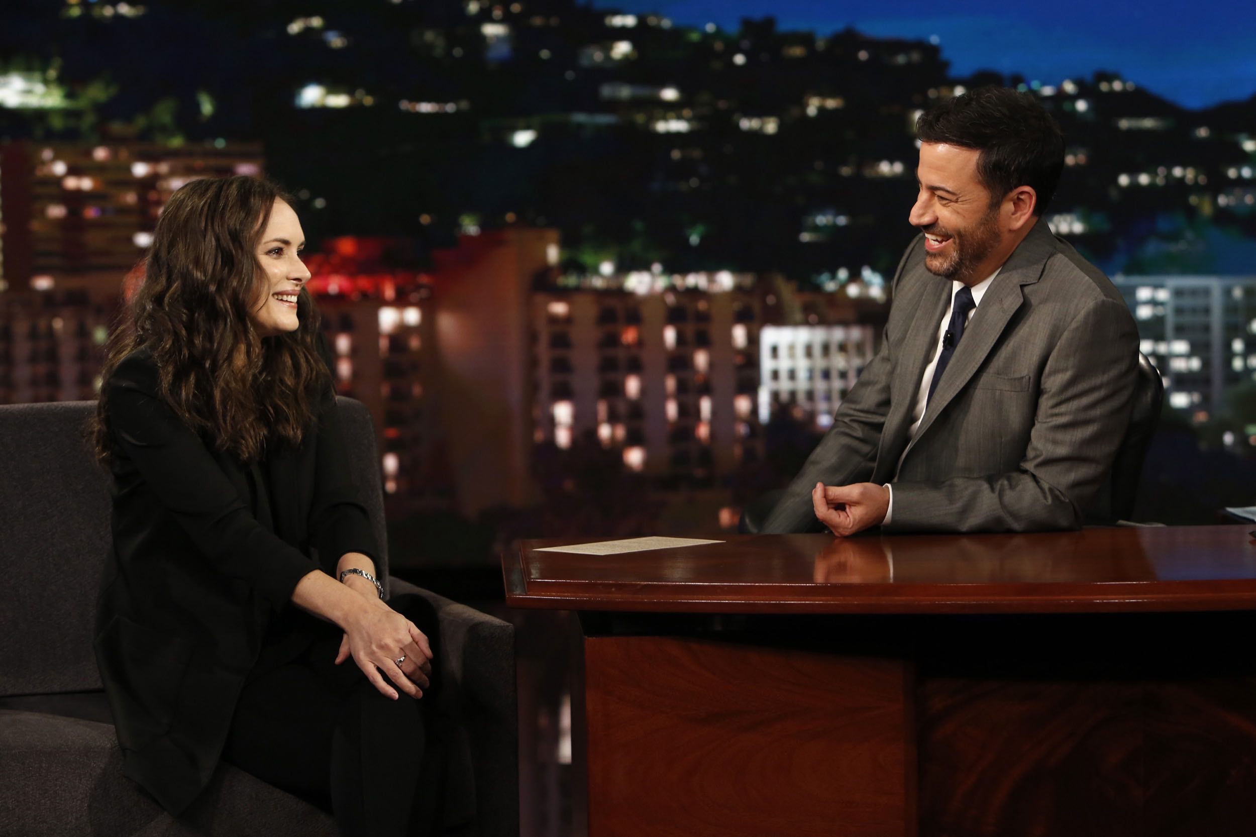 WF-JimmyKimmelLive_007.jpg WF-JimmyKimmelLive_007.jpg