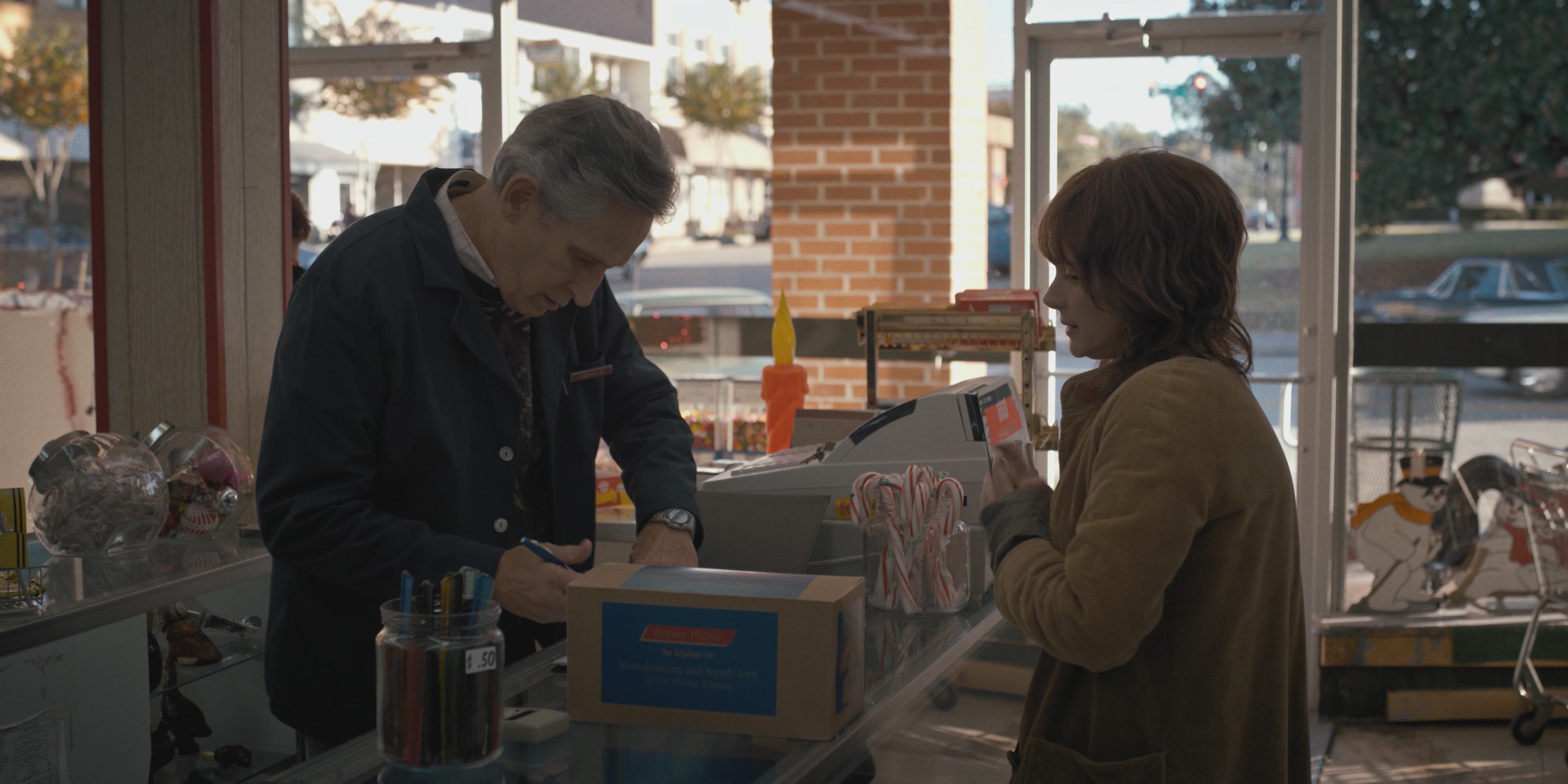 WF-StrangerThings102_103.jpg WF-StrangerThings102_103.jpg