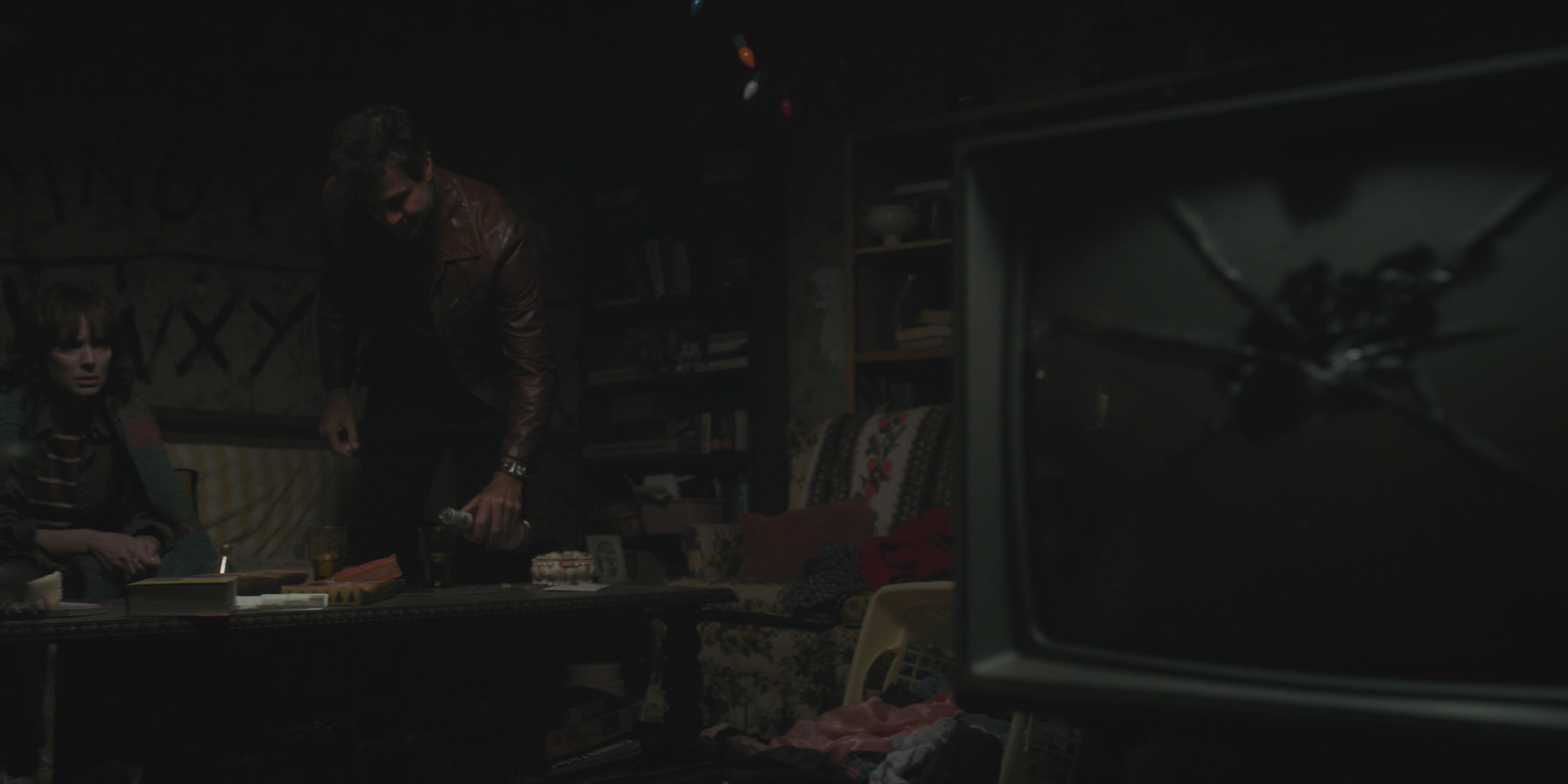 WF-StrangerThings105_002.jpg WF-StrangerThings105_002.jpg