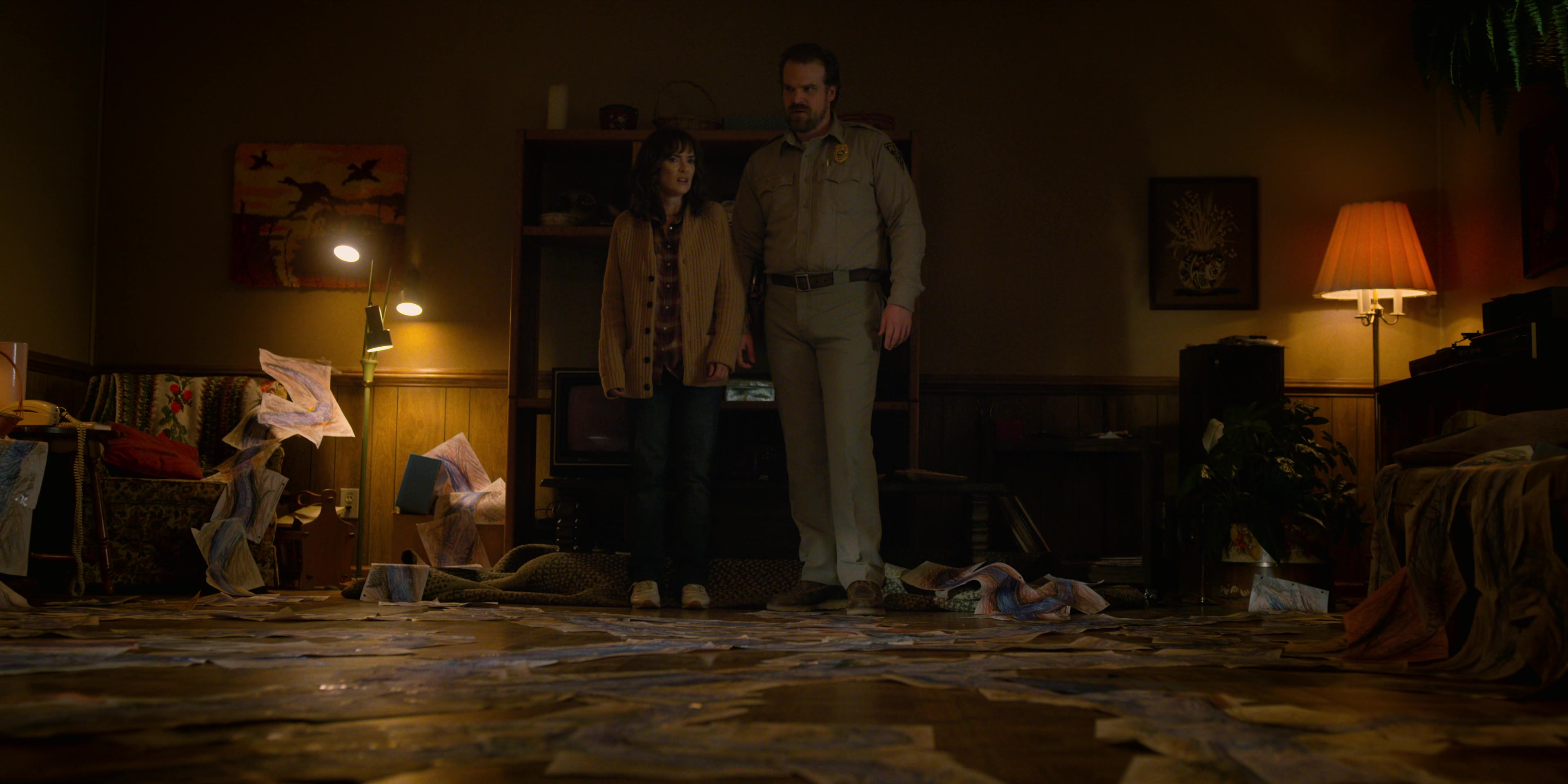 WF-StrangerThings204_290.jpg