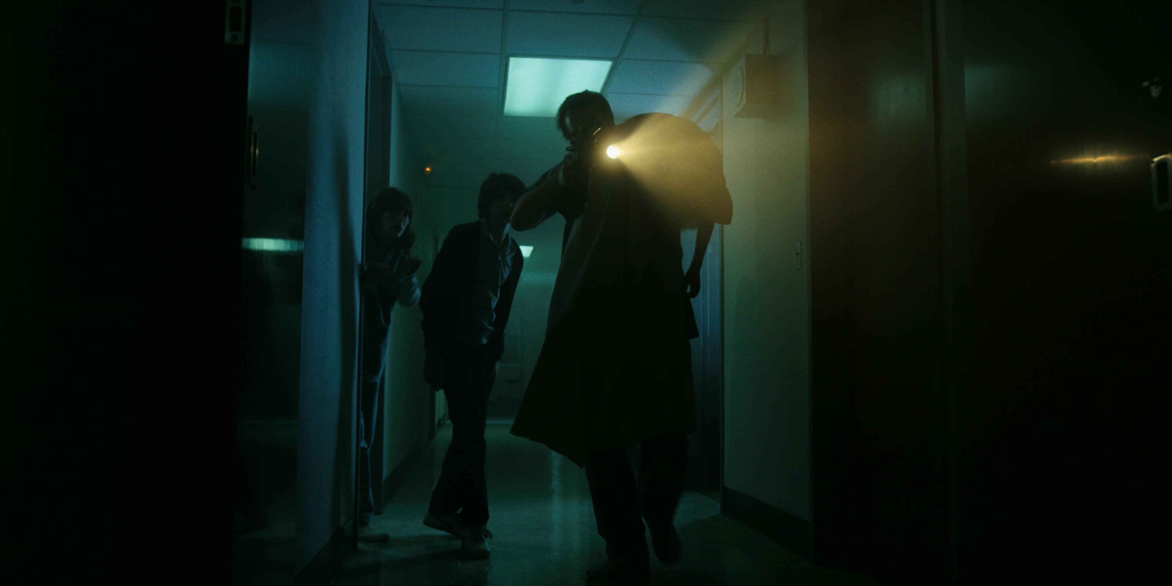 WF-StrangerThings208_042.jpg WF-StrangerThings208_042.jpg